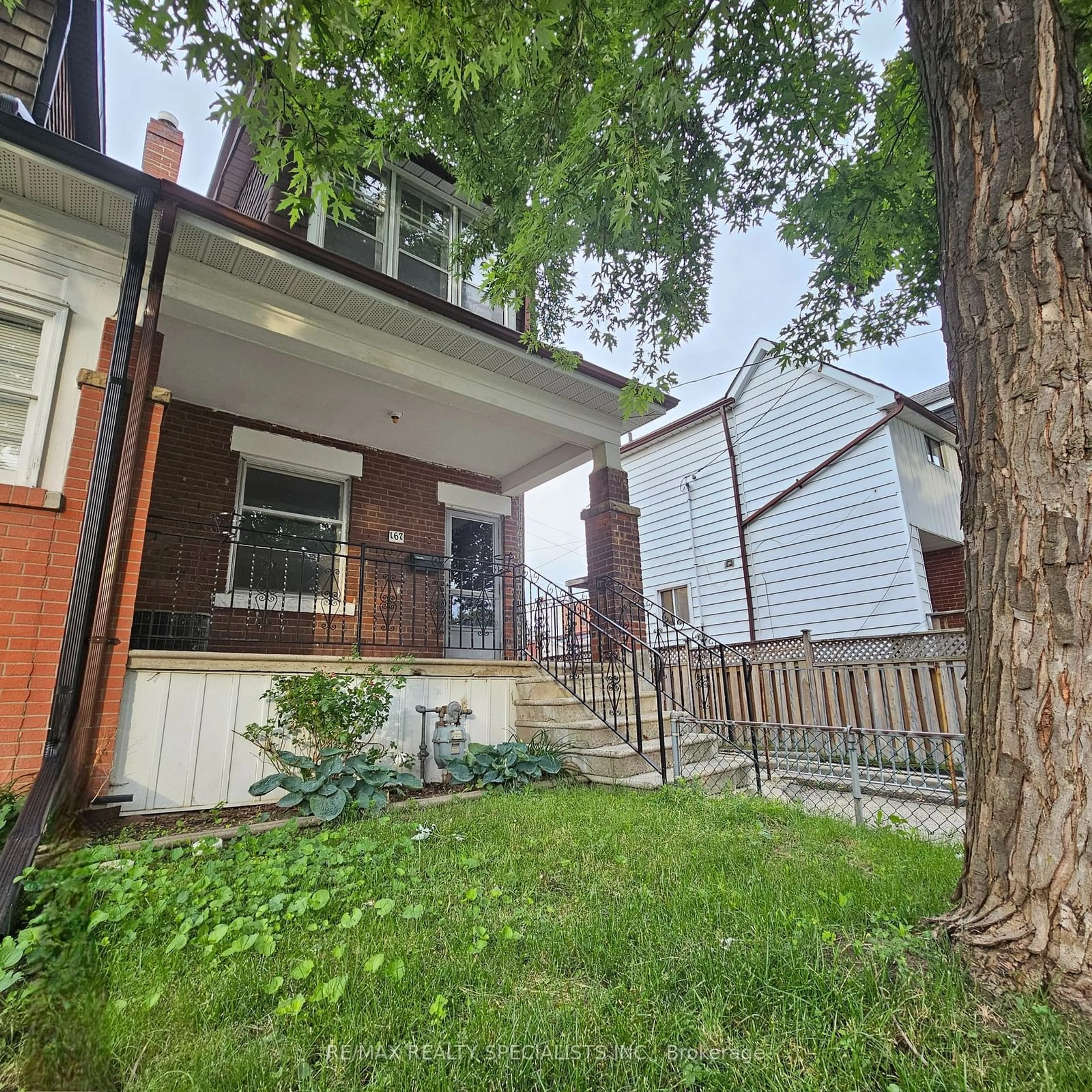 Frontside or backside of a home for 167 Nairn Ave, Toronto Ontario M6E 4H2