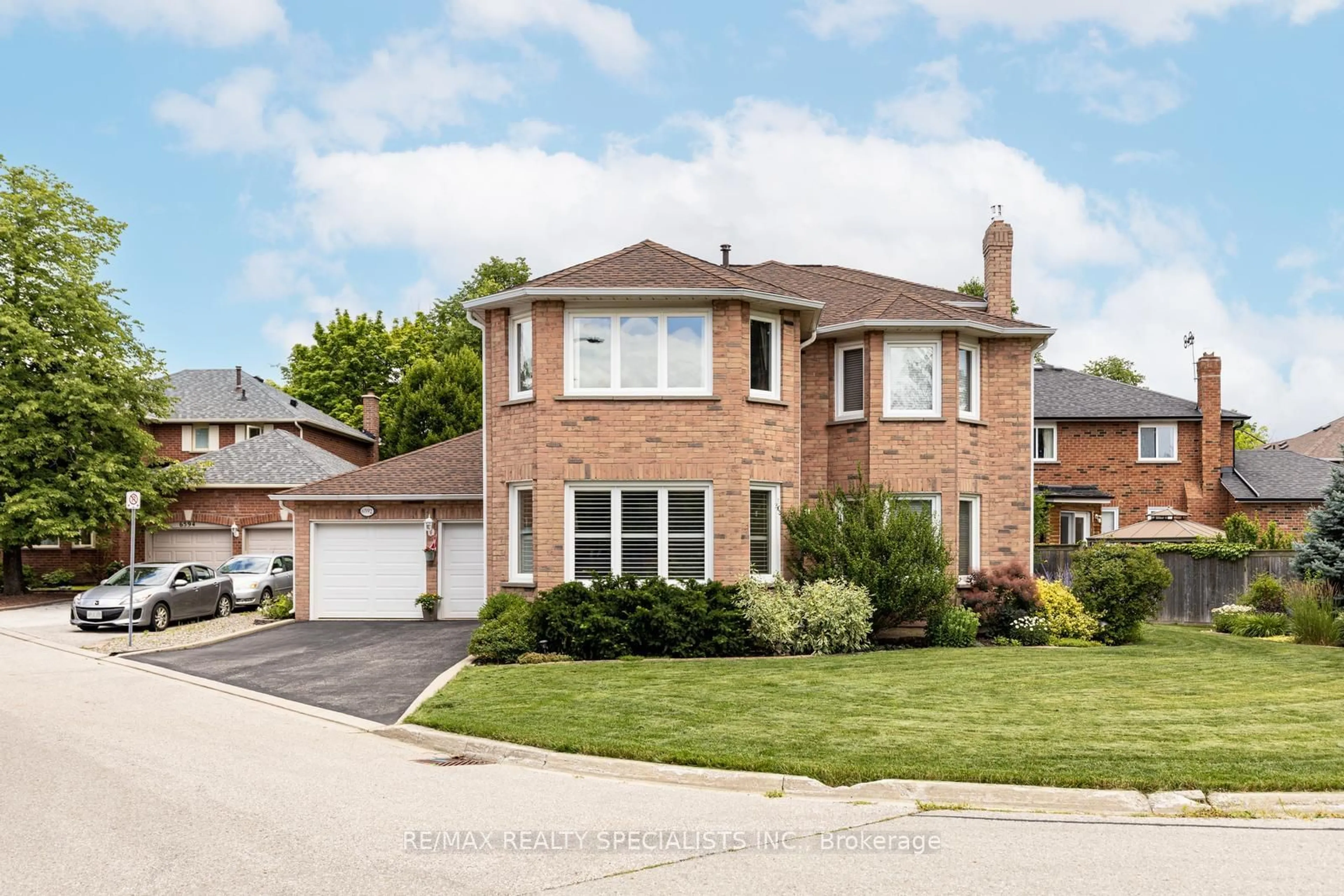 Frontside or backside of a home for 6592 Snow Goose Lane, Mississauga Ontario L5N 5H4