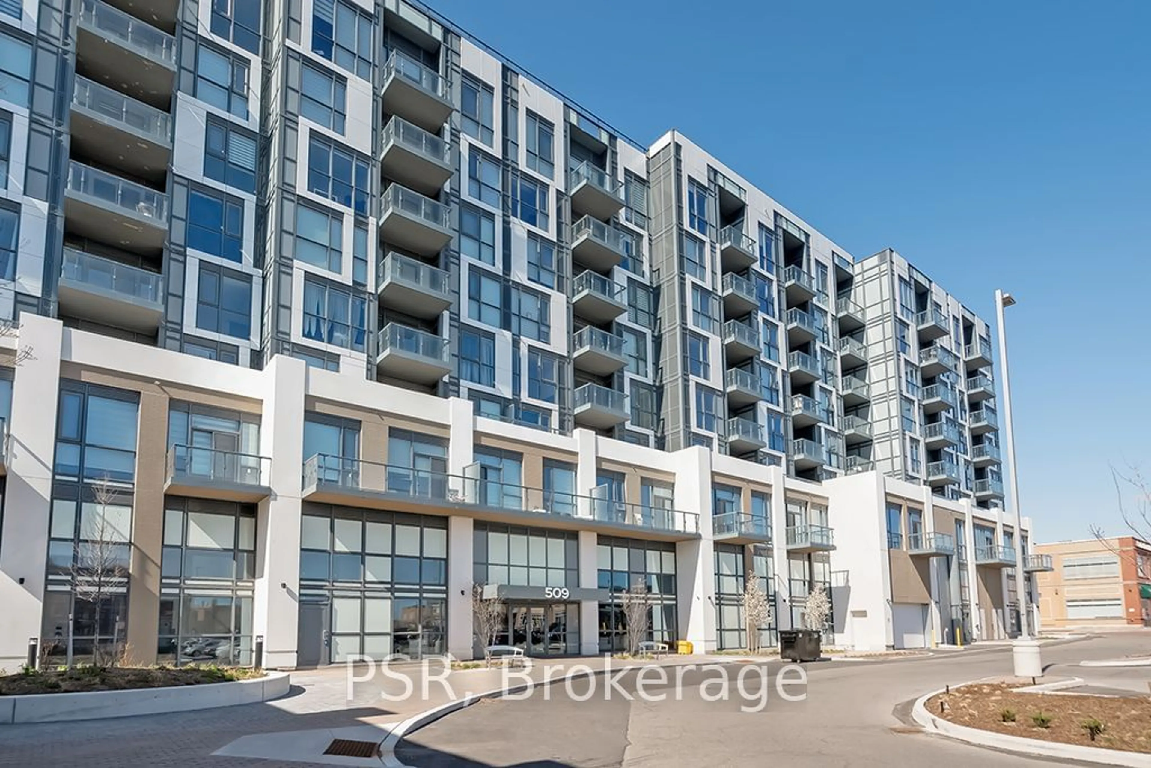 A pic from exterior of the house or condo for 509 Dundas St #812, Oakville Ontario L6M 4M2