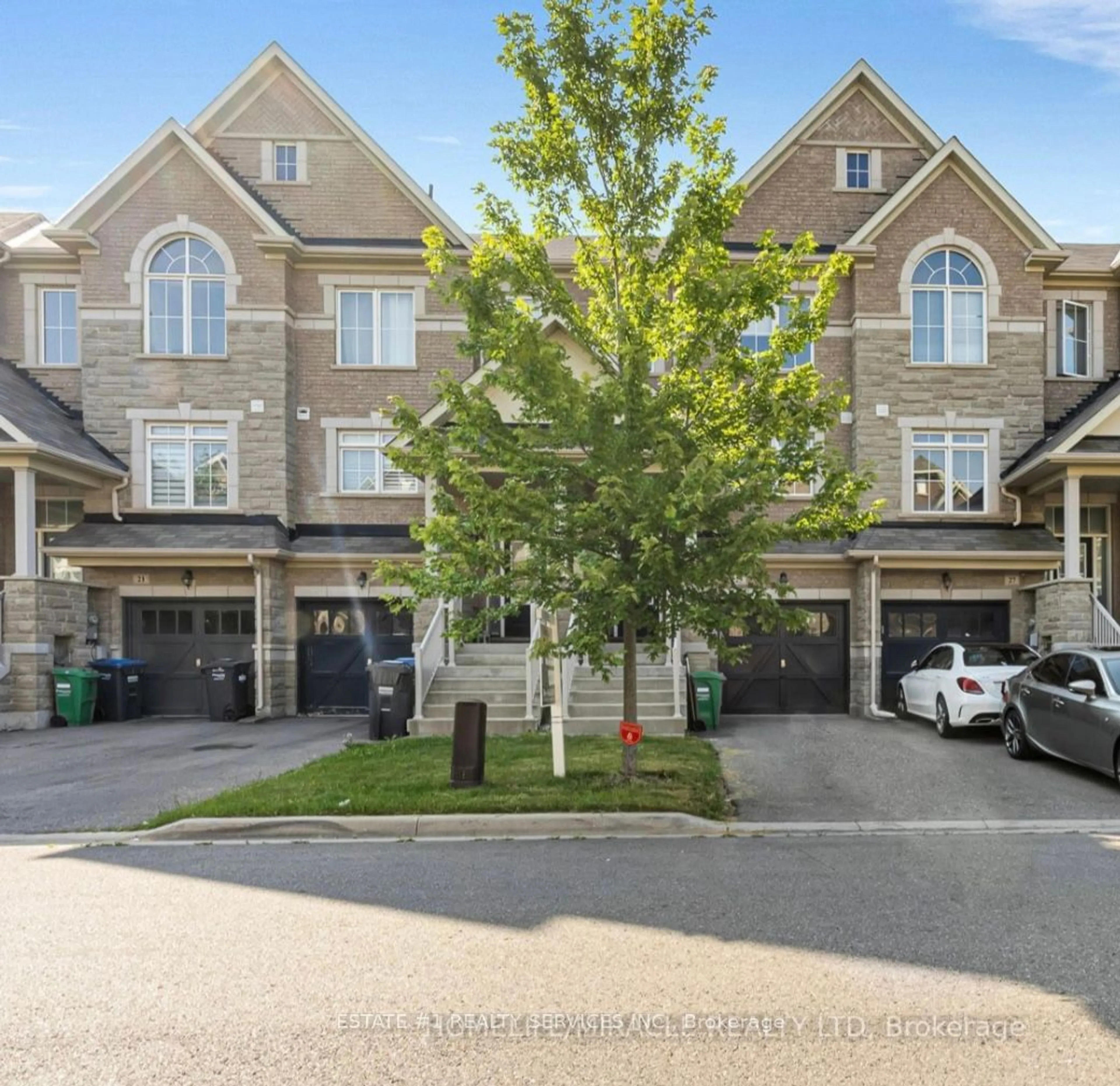 A pic from exterior of the house or condo for 25 Rockbrook Tr, Brampton Ontario L7A 4H8
