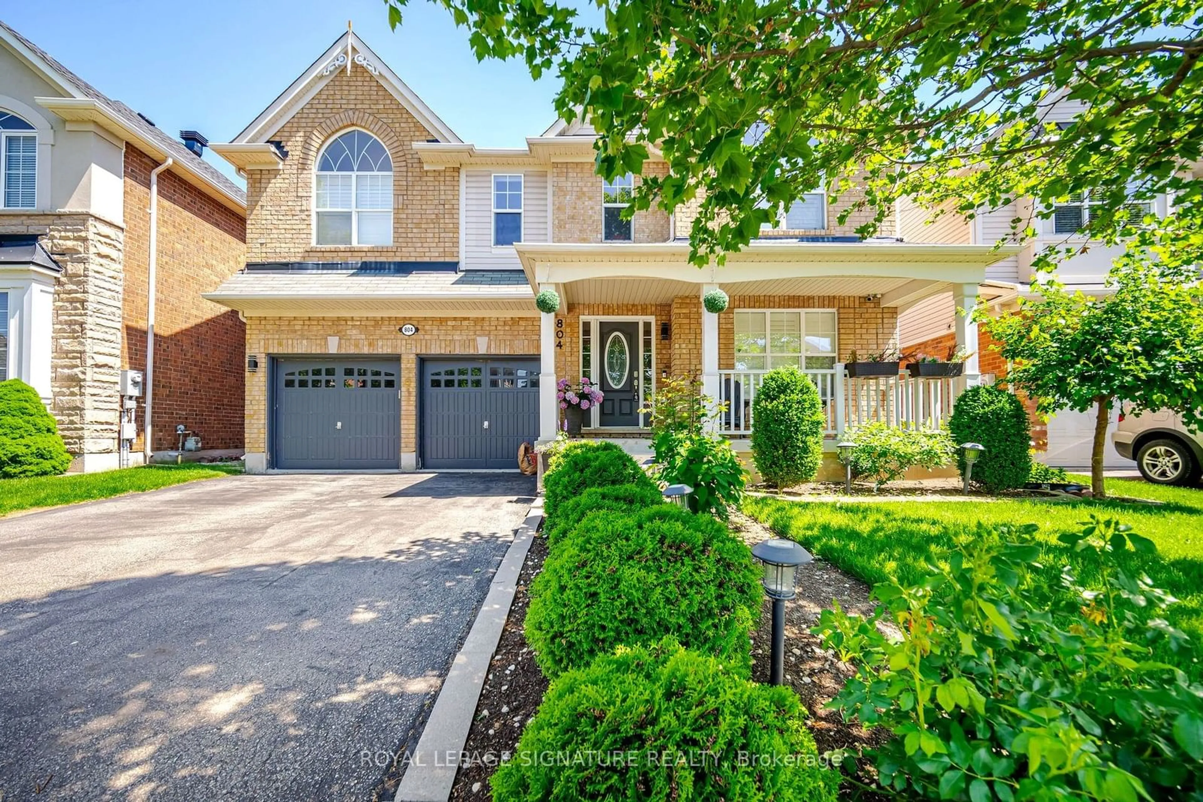Home with brick exterior material for 804 Bessy Tr, Milton Ontario L9T 0G4