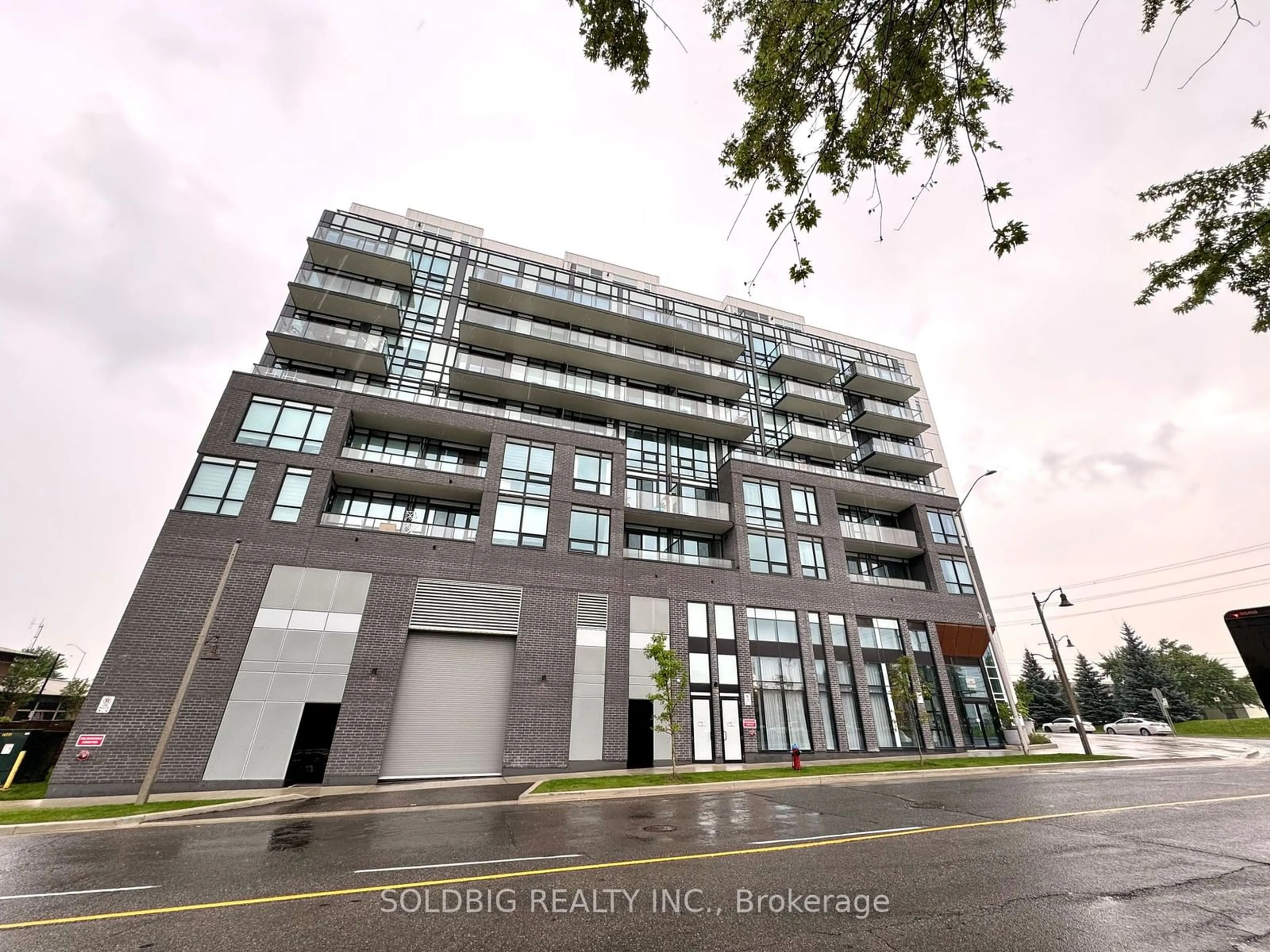 A pic from exterior of the house or condo for 3005 pine glen Rd #712, Oakville Ontario L6M 5P5