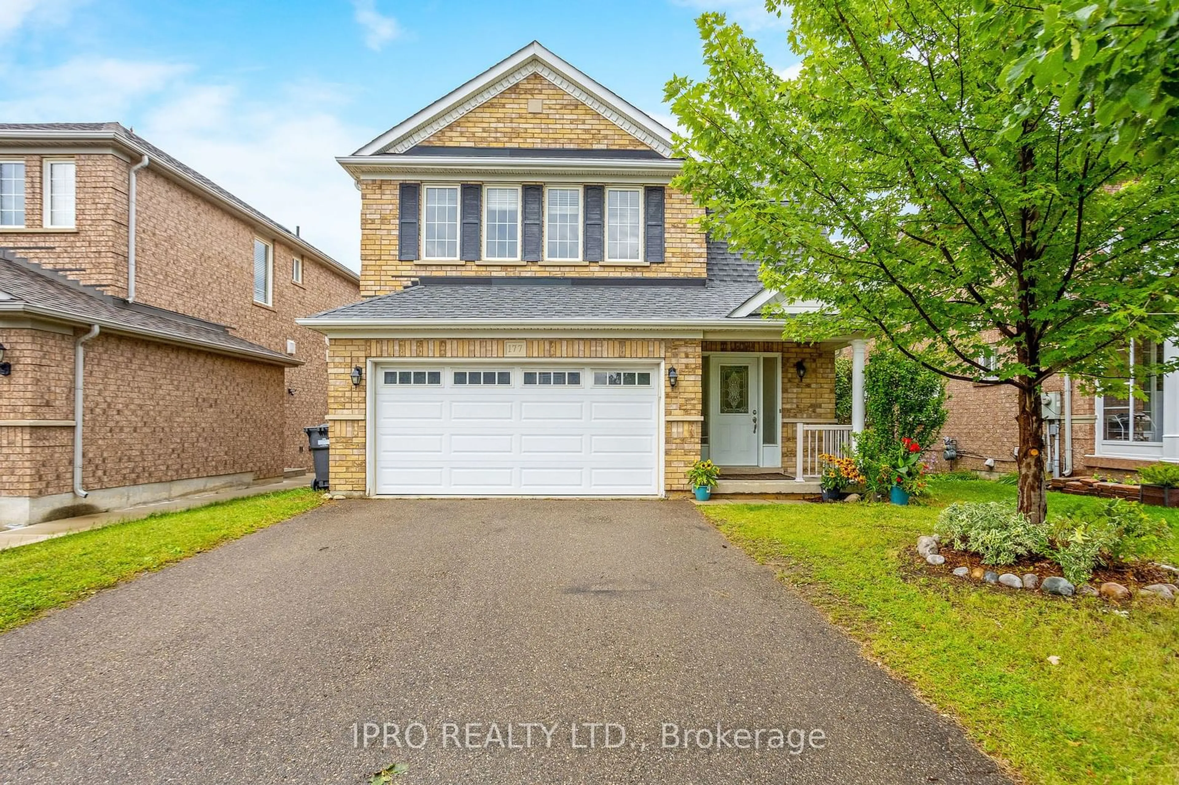 Home with brick exterior material for 177 Sunny Meadow Blvd, Brampton Ontario L6R 2Z2