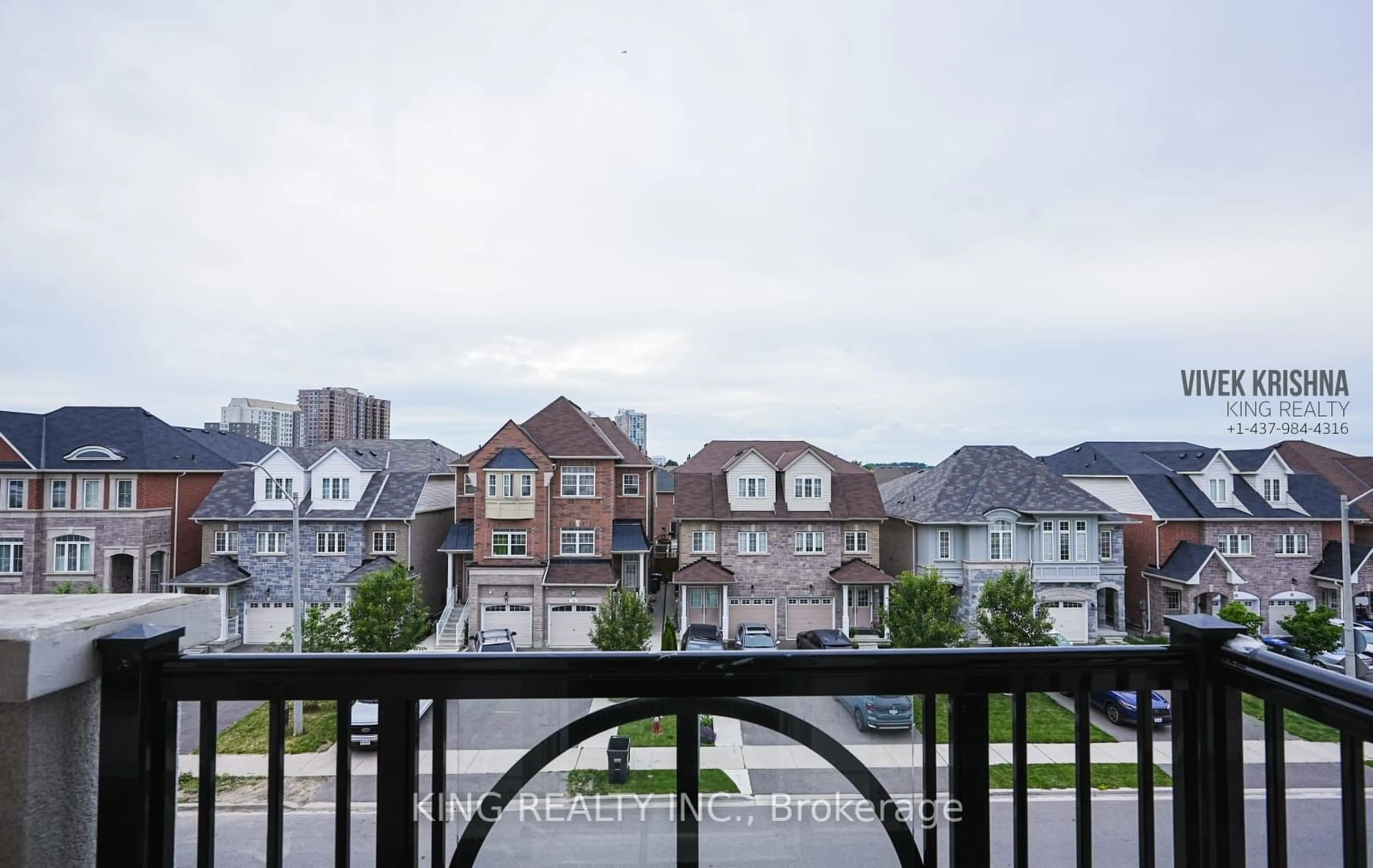 A pic from exterior of the house or condo for 78 Preston Meadow Ave #17, Mississauga Ontario L4Z 0C8