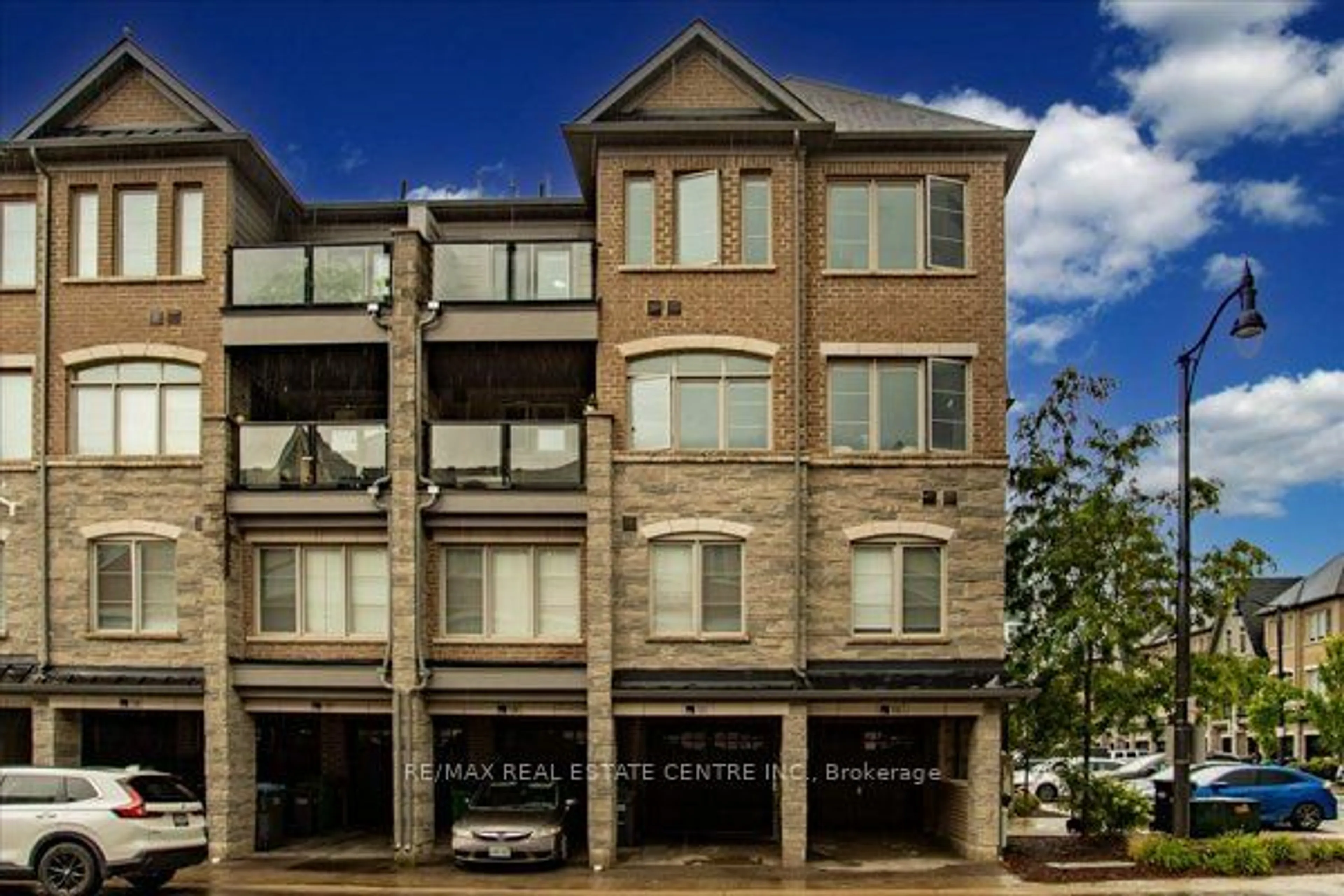 A pic from exterior of the house or condo for 200 Veterans Dr #132, Brampton Ontario L7A 4S6