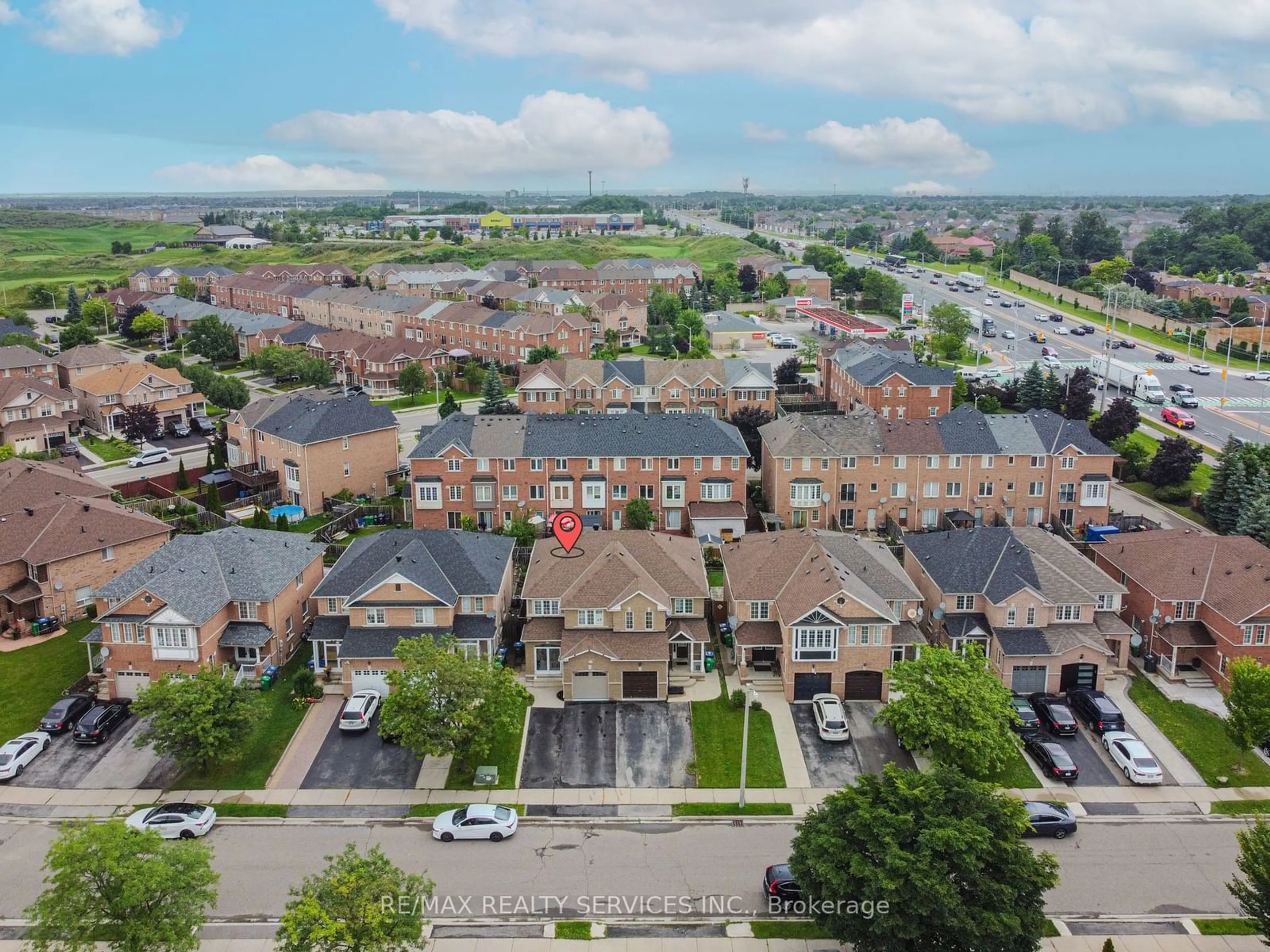 A pic from exterior of the house or condo for 175 Toba Cres, Brampton Ontario L6Z 4W3