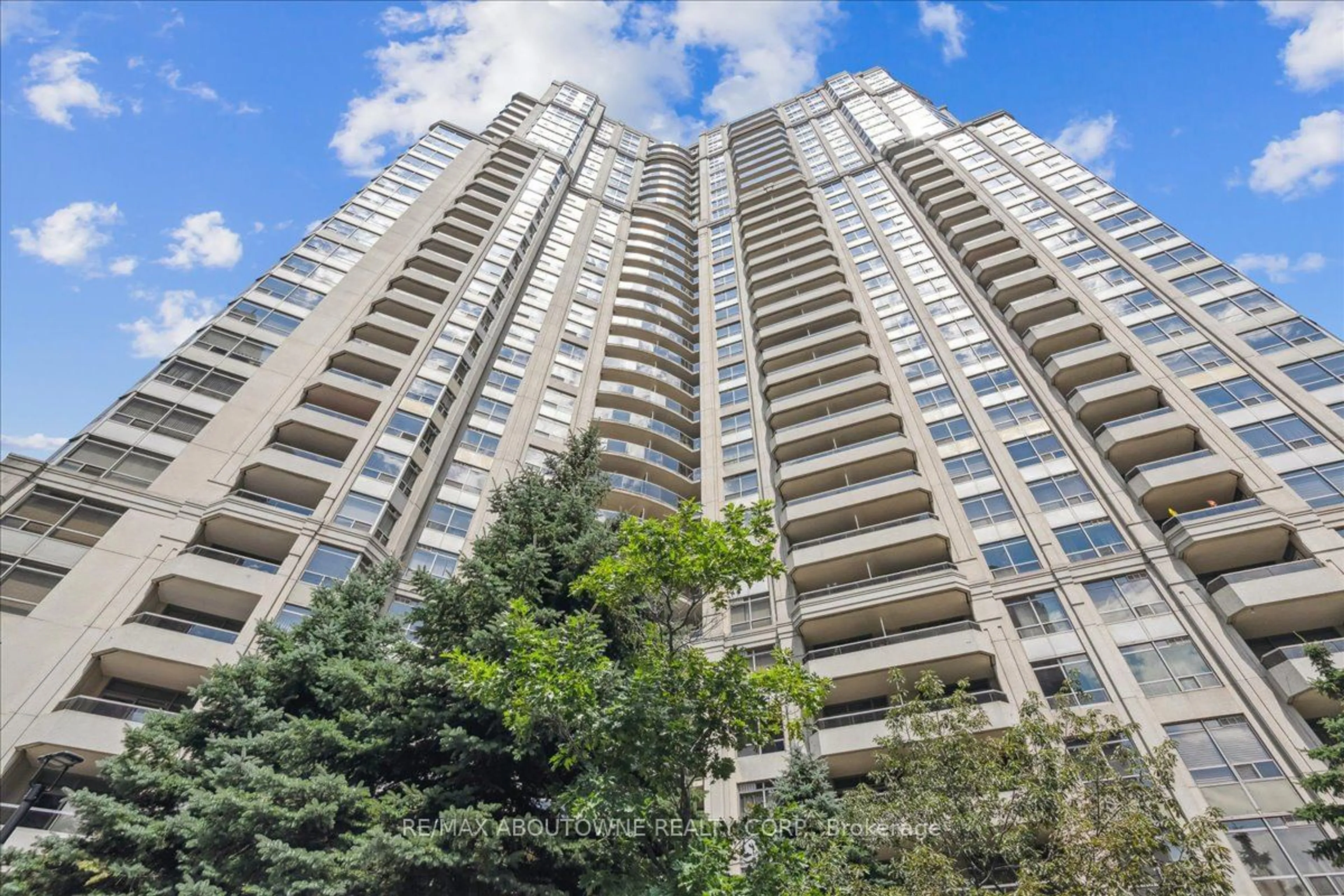 A pic from exterior of the house or condo for 35 Kingsbridge Garden Circ #2104, Mississauga Ontario L5R 3Z5