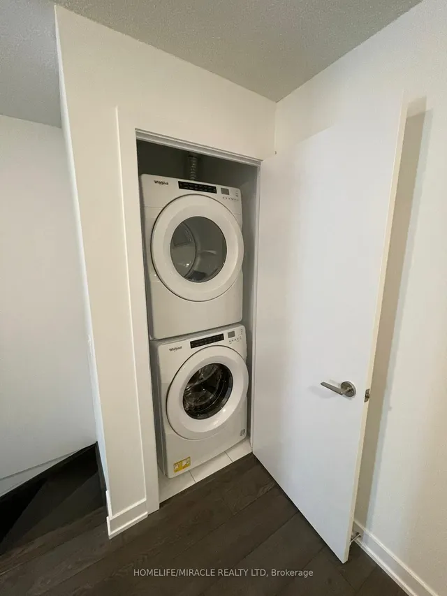 Additional property image - 251 Manitoba St Unit 137