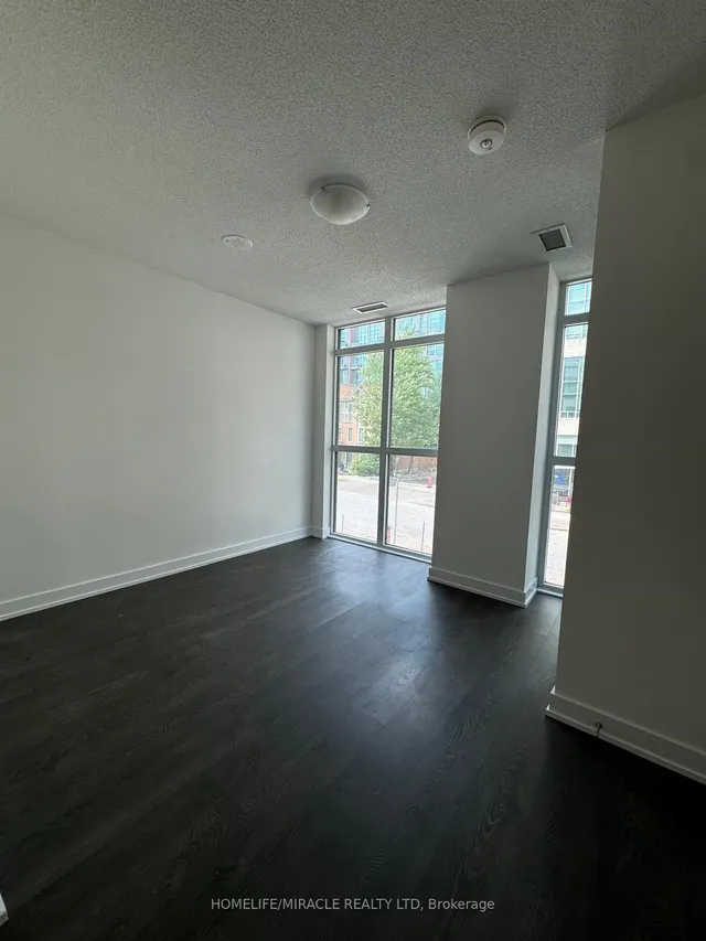 Additional property image - 251 Manitoba St Unit 137