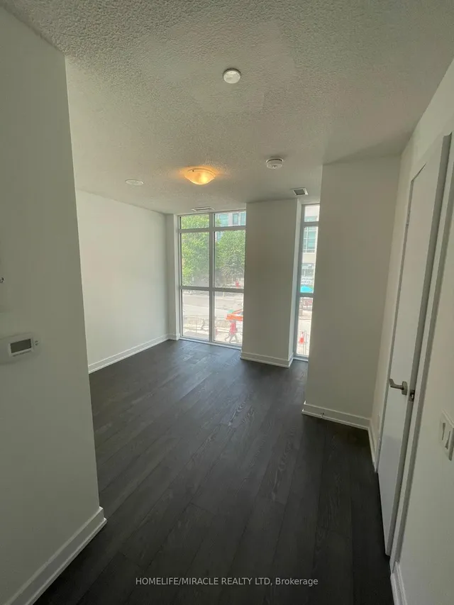 Additional property image - 251 Manitoba St Unit 137