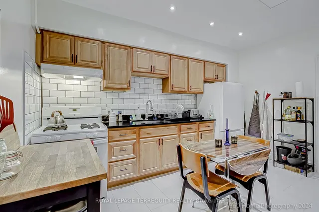 Additional property image - 10 Burnfield Ave