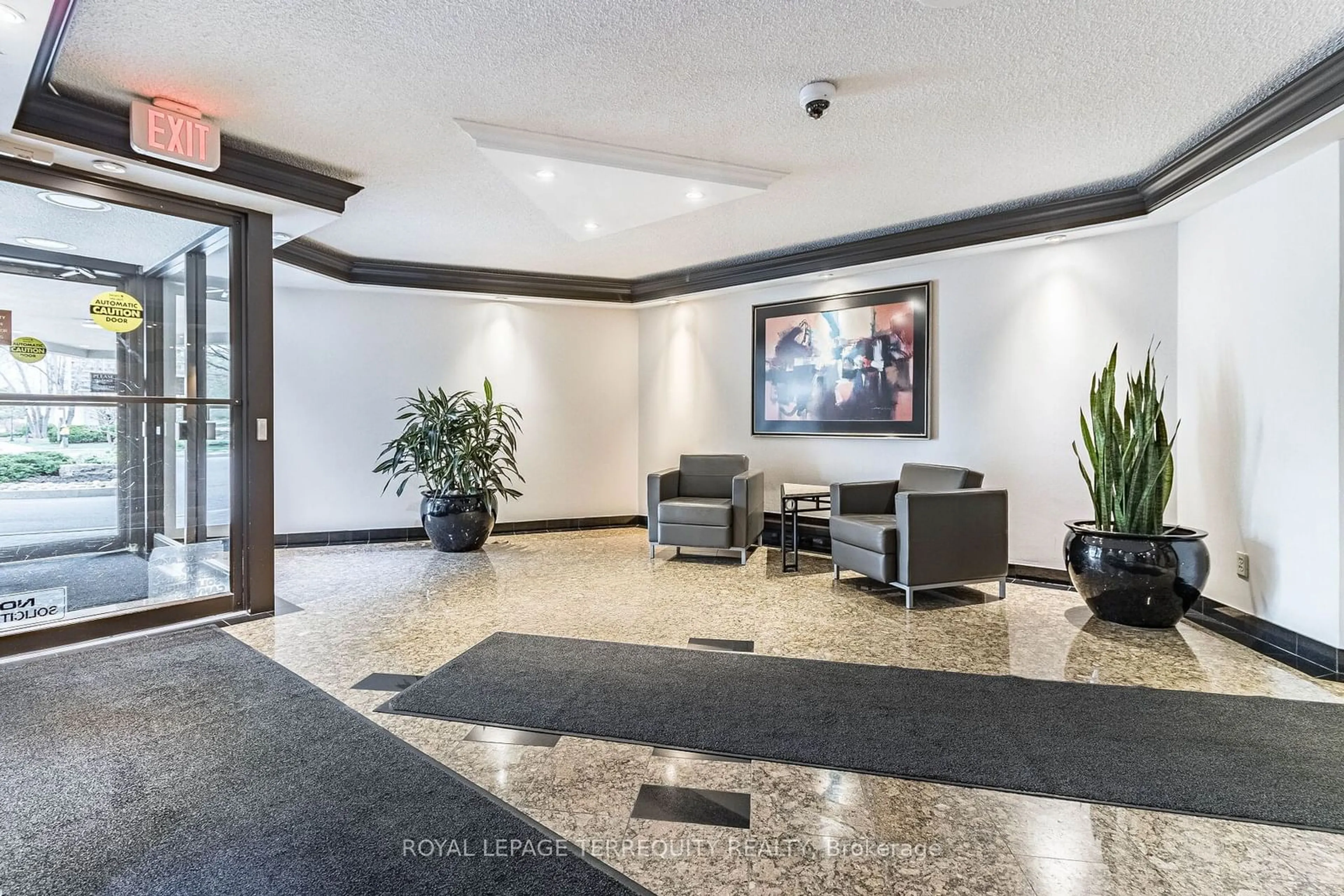 Indoor lobby for 300 Mill Rd #D14, Toronto Ontario M9C 4W9