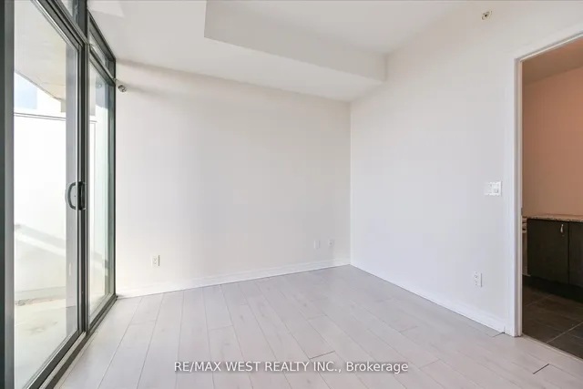 Additional property image - 2522 Keele St Unit 618