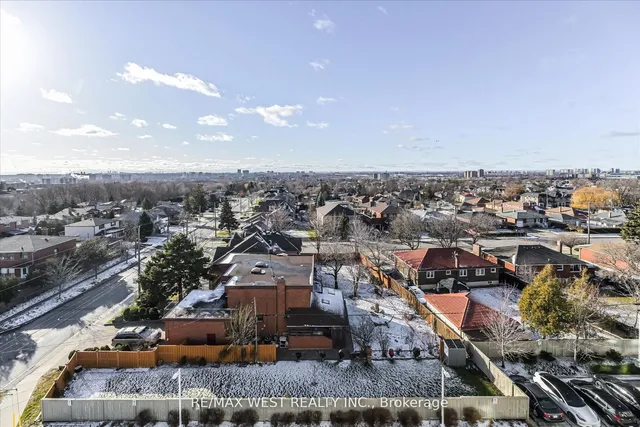 Additional property image - 2522 Keele St Unit 618