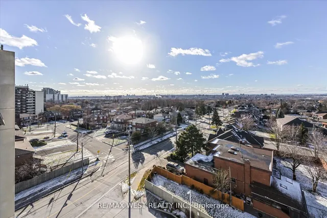 Additional property image - 2522 Keele St Unit 618