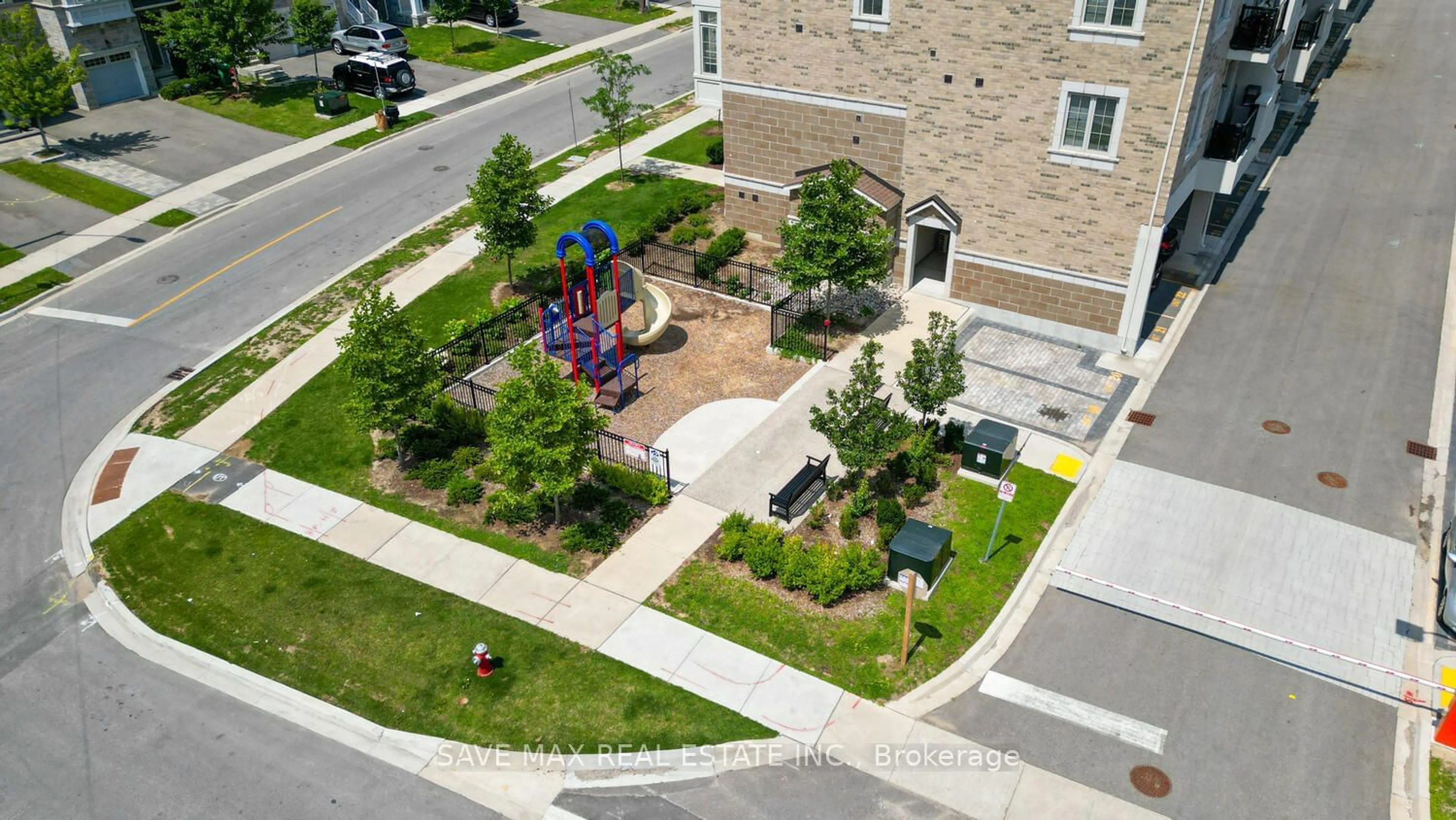 A pic from exterior of the house or condo for 62 Preston Meadow Ave #2, Mississauga Ontario L4Z 1B1