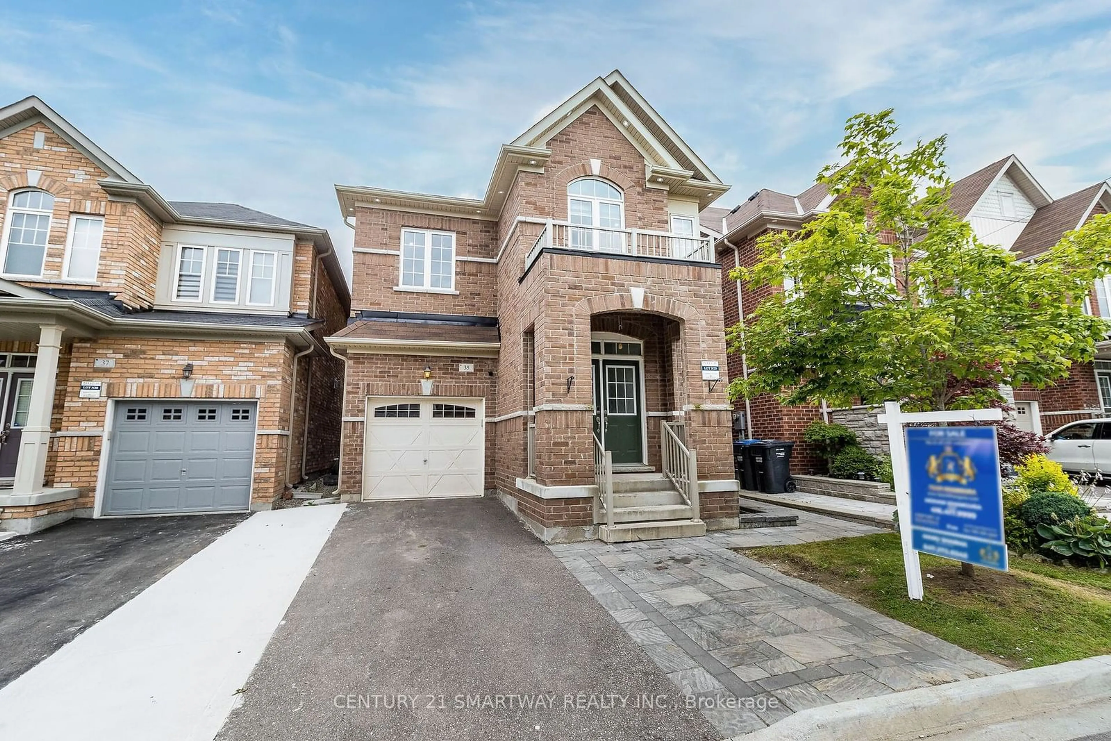 Home with brick exterior material for 35 Exhibition Cres, Brampton Ontario L7A 4C1