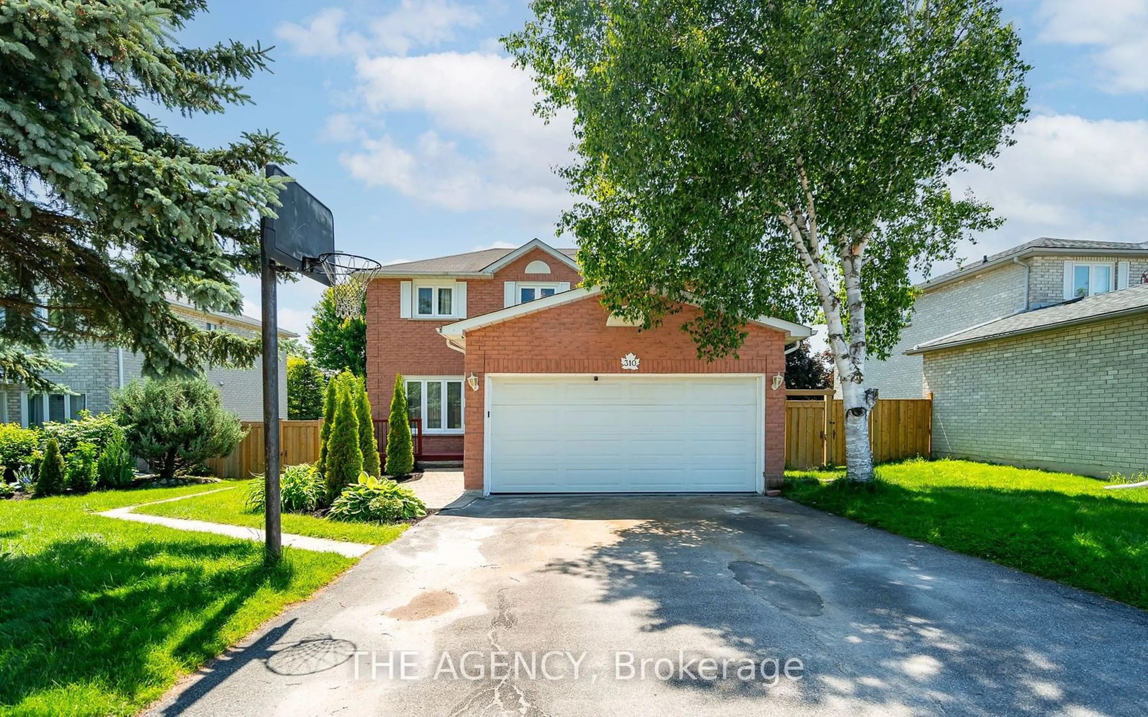 Frontside or backside of a home for 310 Hansen Blvd, Orangeville Ontario L9W 4M6