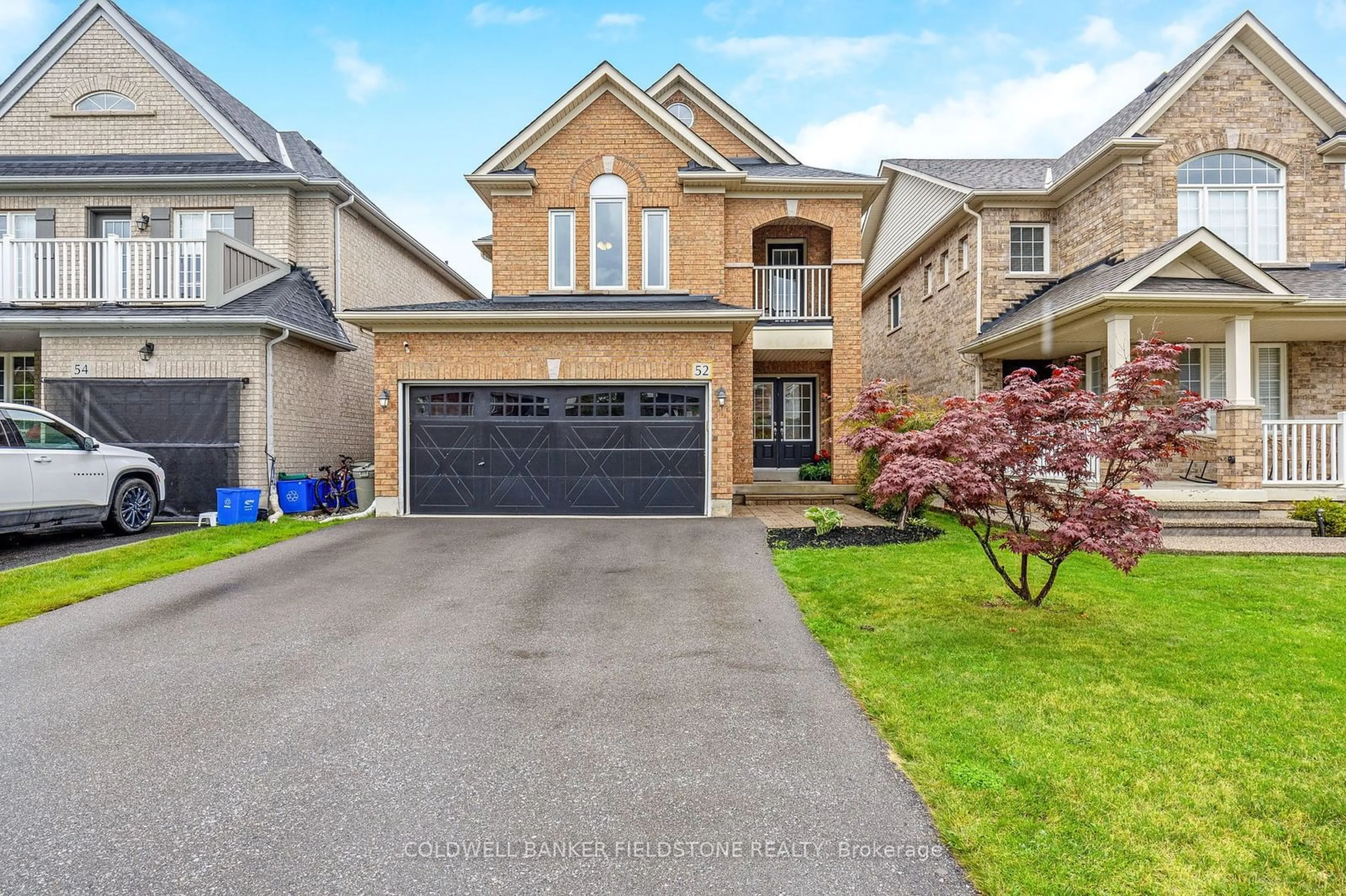 Frontside or backside of a home for 52 Milfoil St, Halton Hills Ontario L7G 6M6