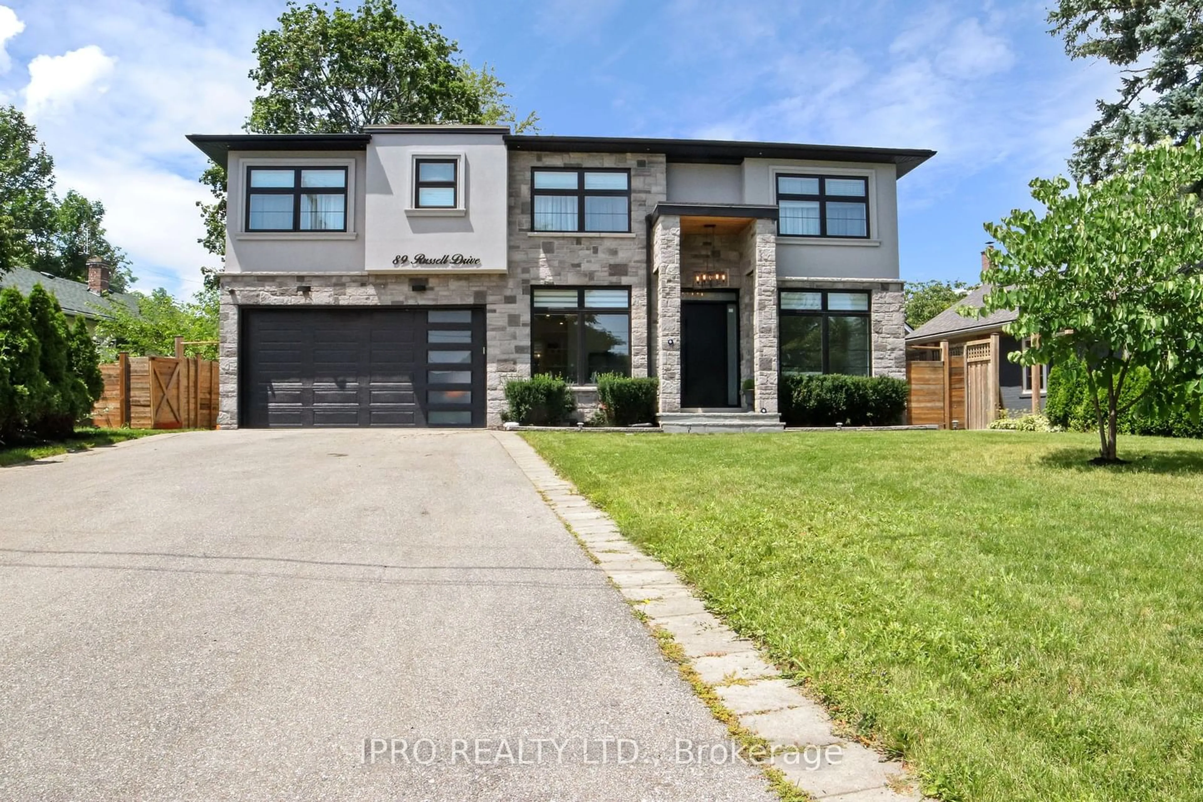 Home with brick exterior material for 89 Russell Dr, Oakville Ontario L6H 1L4