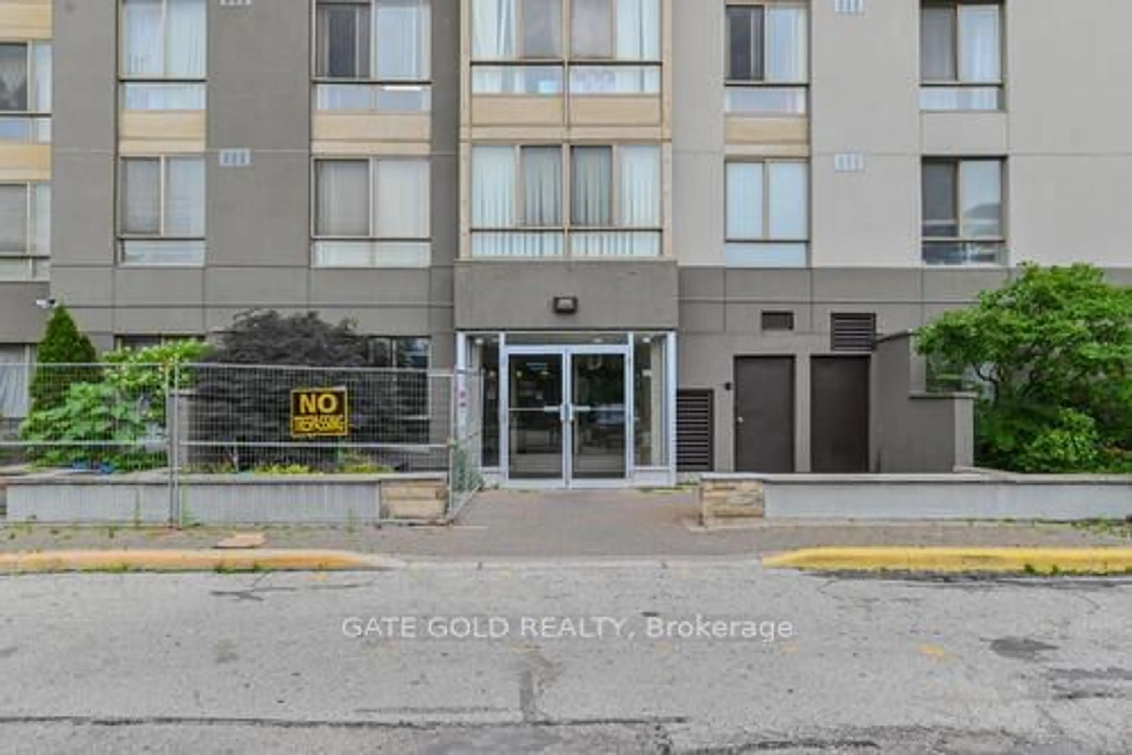 A pic from exterior of the house or condo for 2470 Eglinton Ave #706, Toronto Ontario M6M 5E7