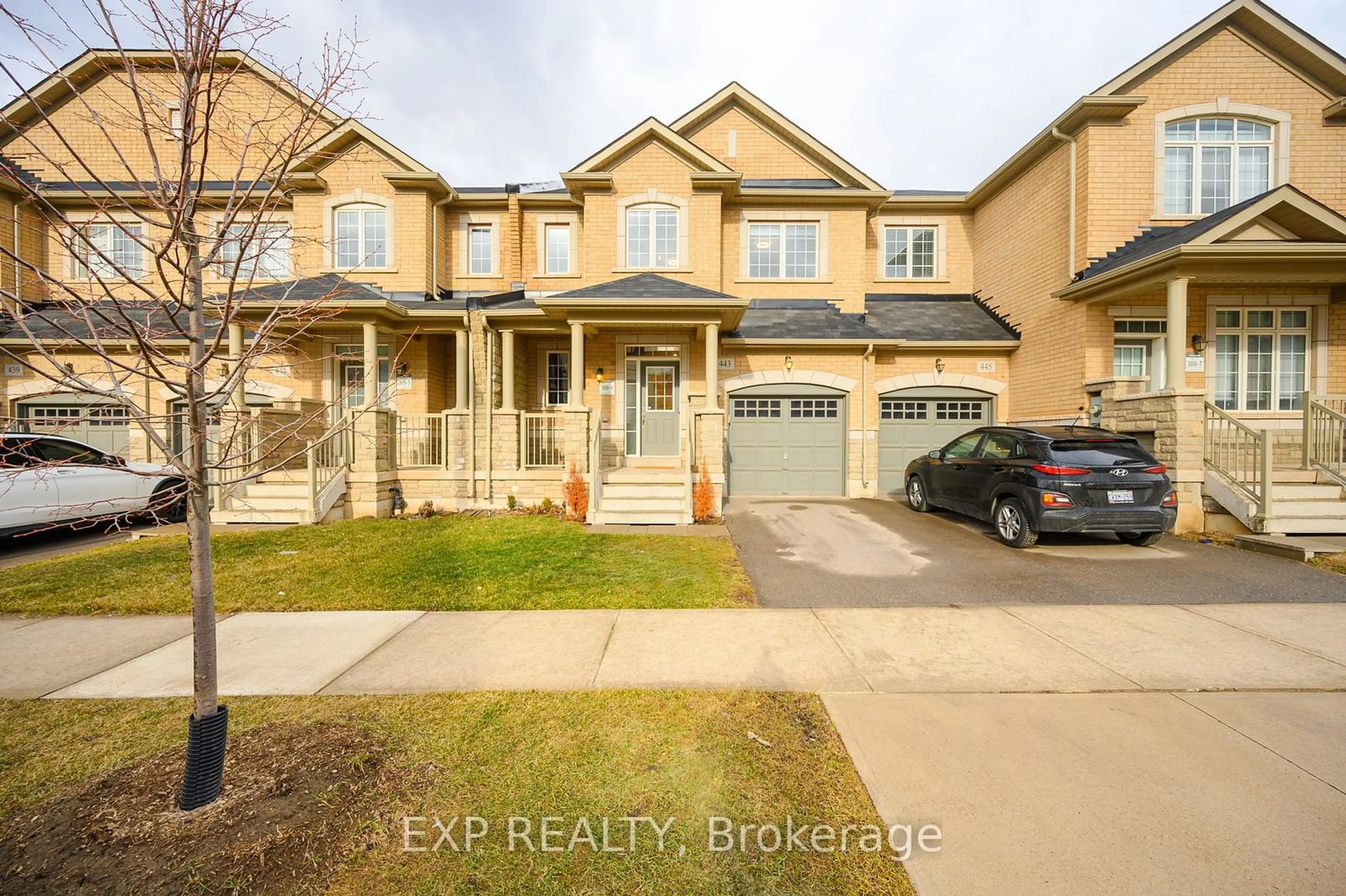 A pic from exterior of the house or condo for 443 Silver Maple Rd, Oakville Ontario L6H 7H5