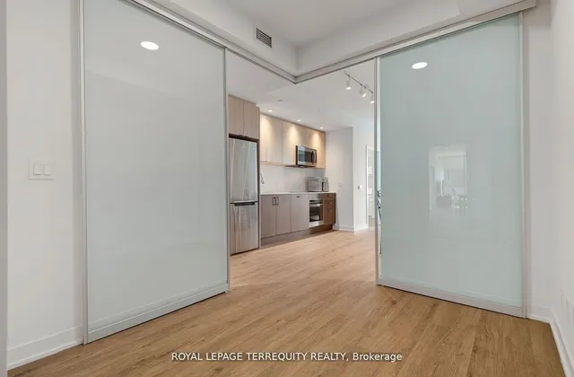 Additional property image - 1928 Lake shore Blvd Unit 2506