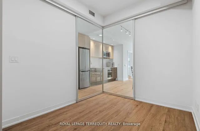 Additional property image - 1928 Lake shore Blvd Unit 2506
