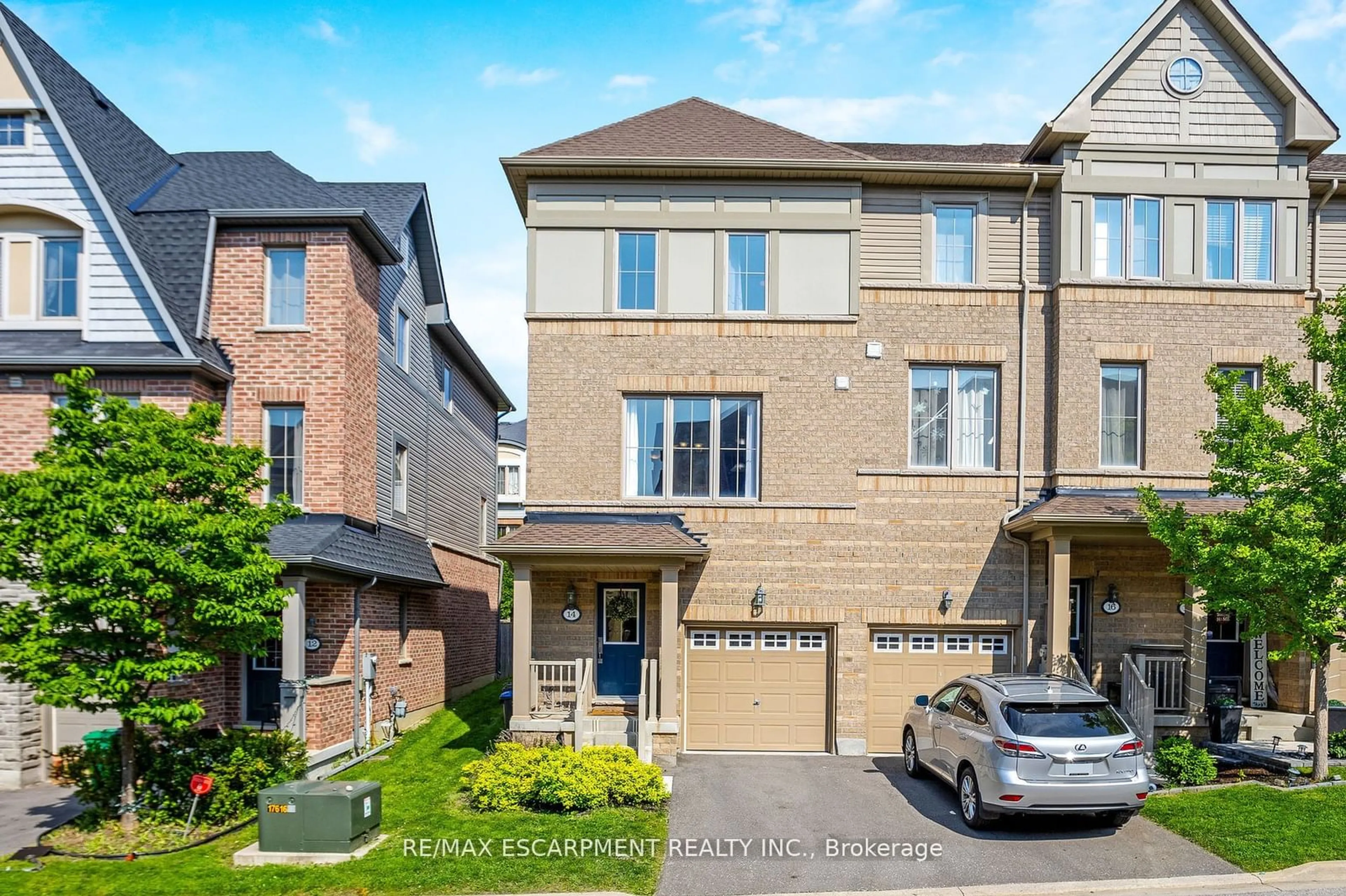 A pic from exterior of the house or condo for 14 Bergamont Rd, Brampton Ontario L6Y 0R1