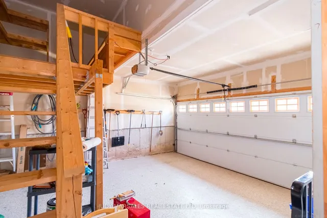 Additional property image - 4400 Millcroft Park Dr Unit 34