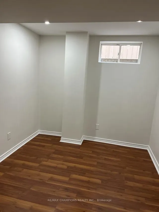 Additional property image - 2383 Hilda Dr