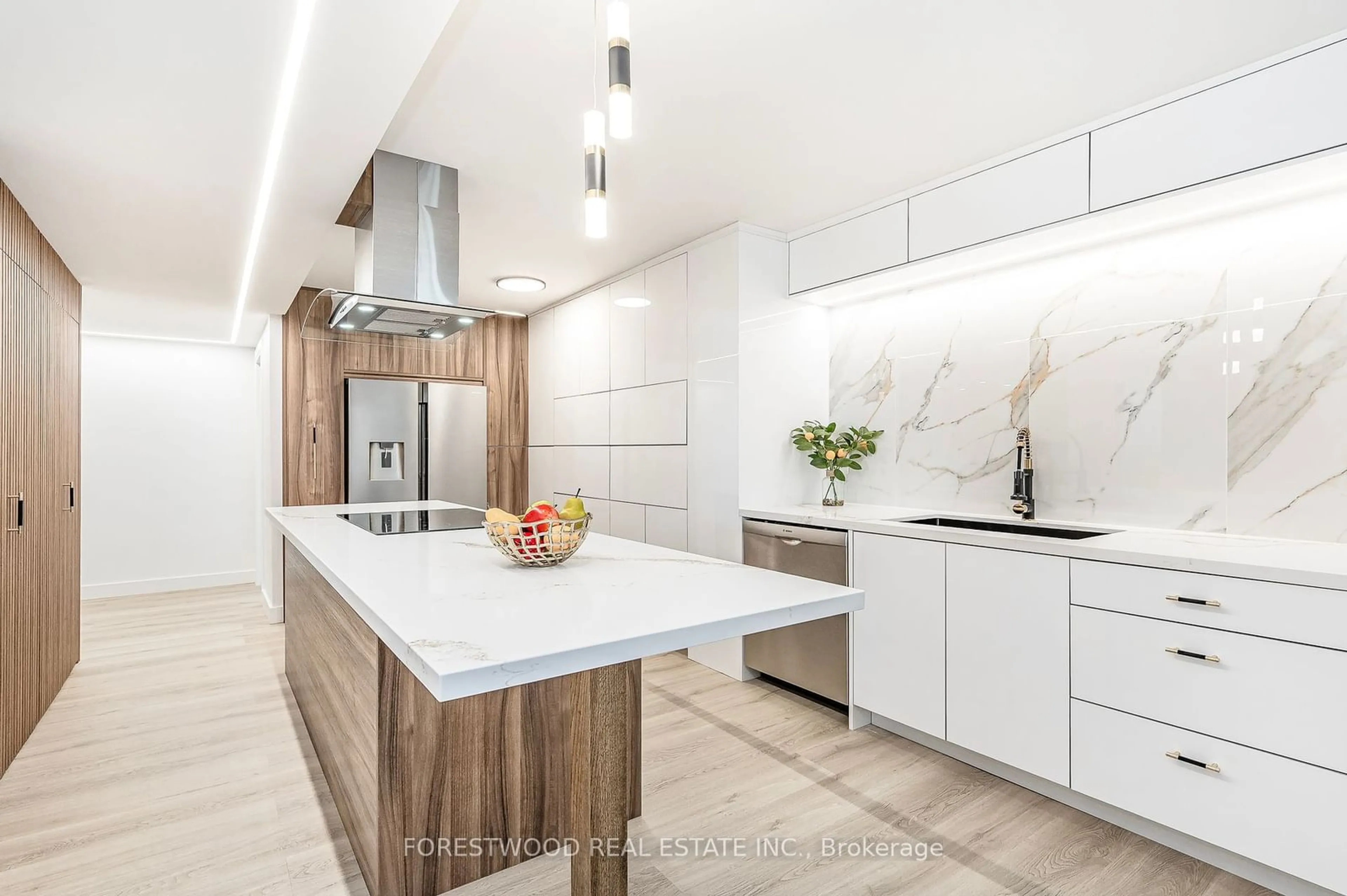 Contemporary kitchen for 299 Mill Rd #1906, Toronto Ontario M9C 4V9