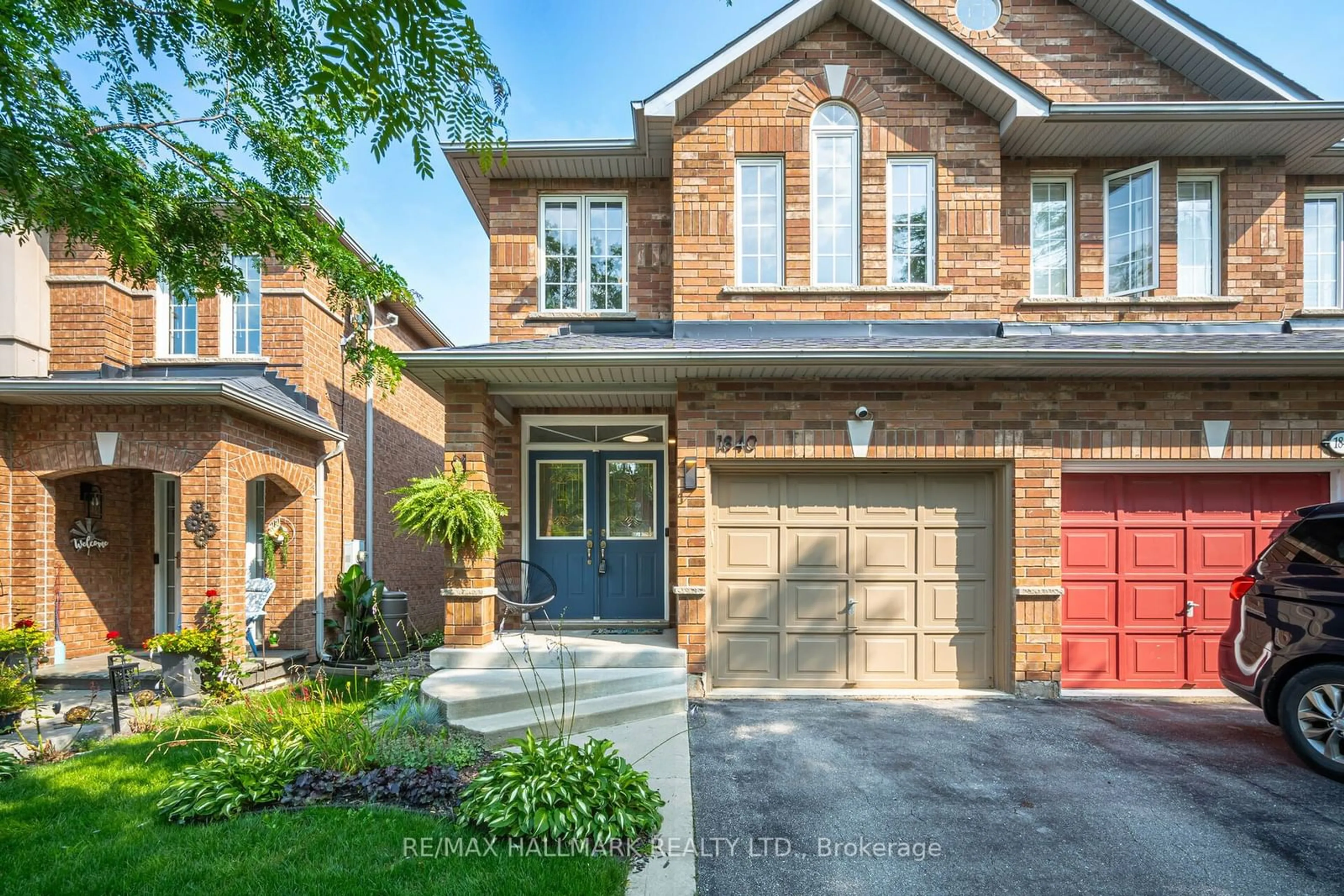 Home with brick exterior material for 1840 Creek Way, Burlington Ontario L7L 6P9