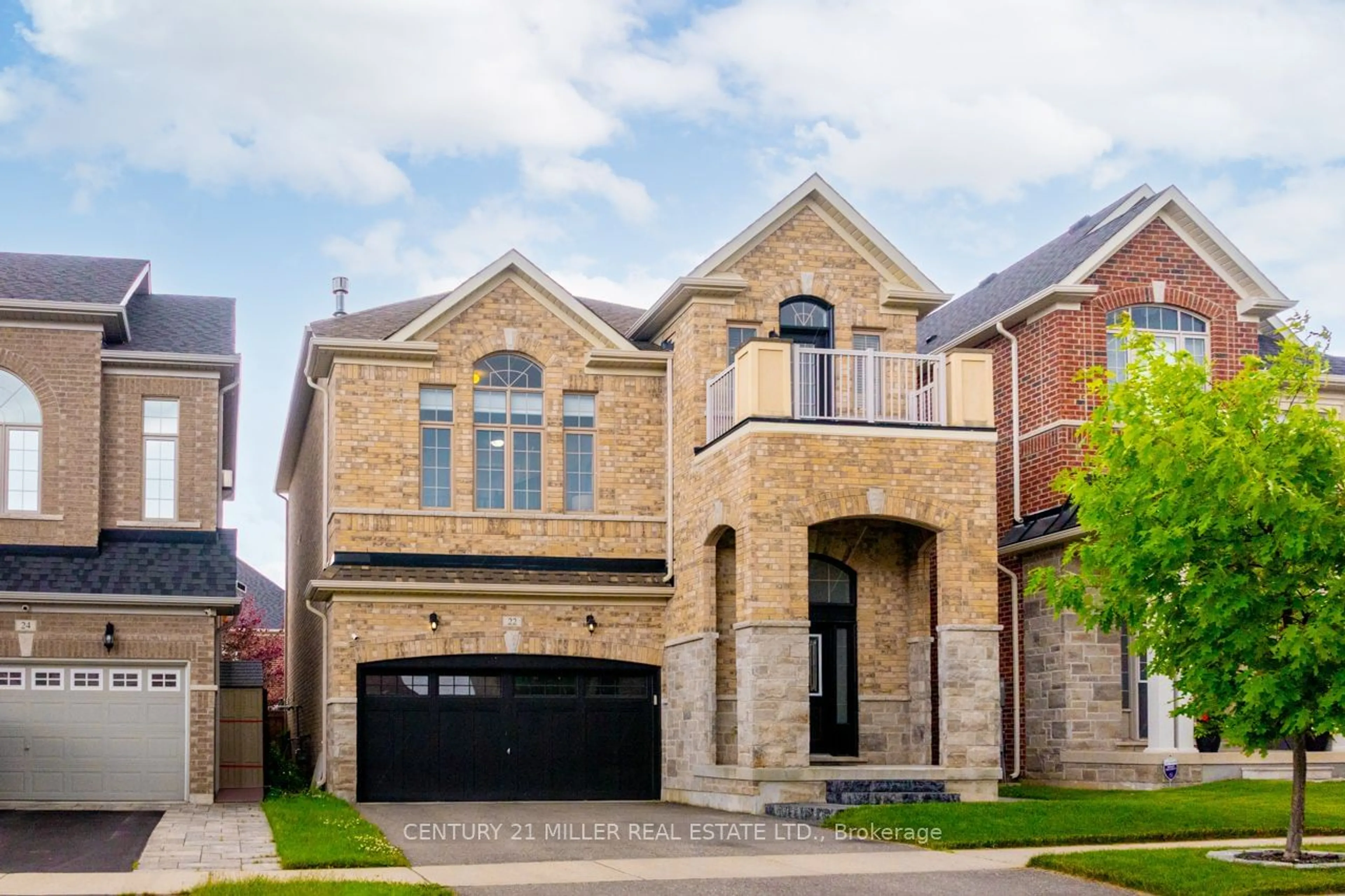 Home with brick exterior material for 22 Oasis Tr, Halton Hills Ontario L7G 0K3