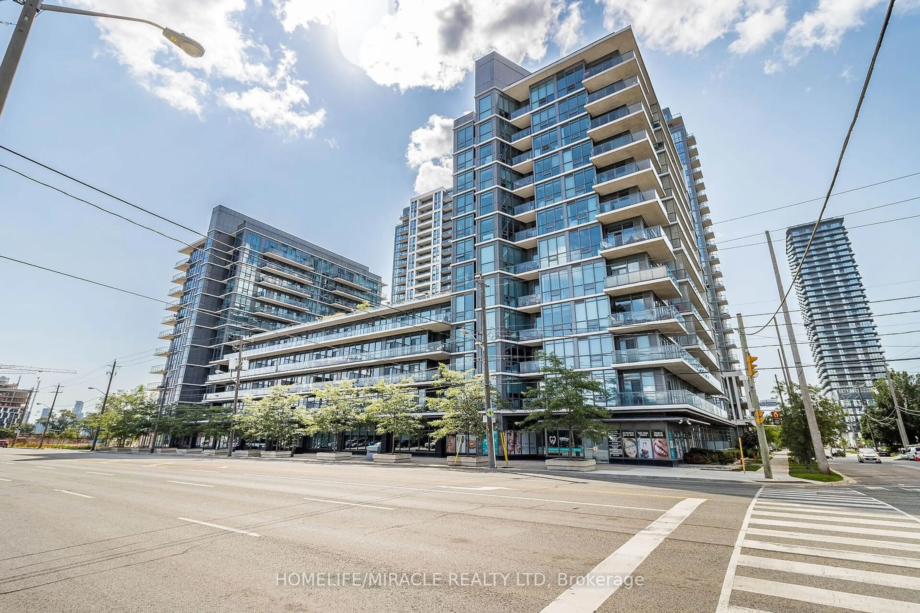 A pic from exterior of the house or condo for 1185 The Queensway #1008, Toronto Ontario M8Z 0C6