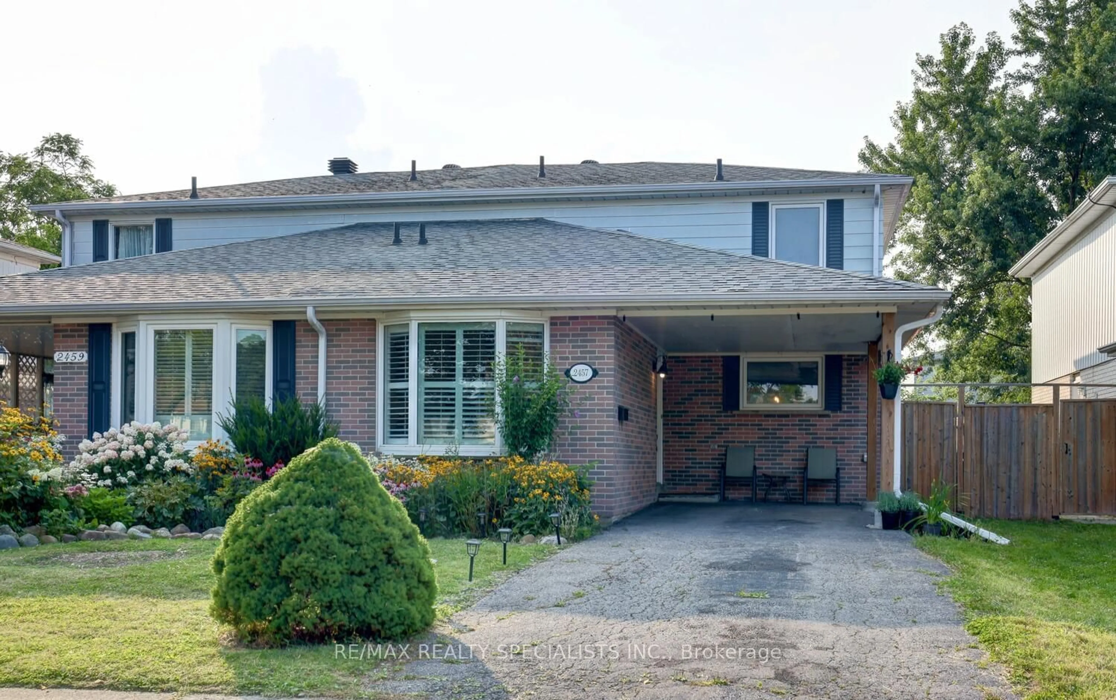 Frontside or backside of a home for 2457 Barcella Cres, Mississauga Ontario L5K 1E4