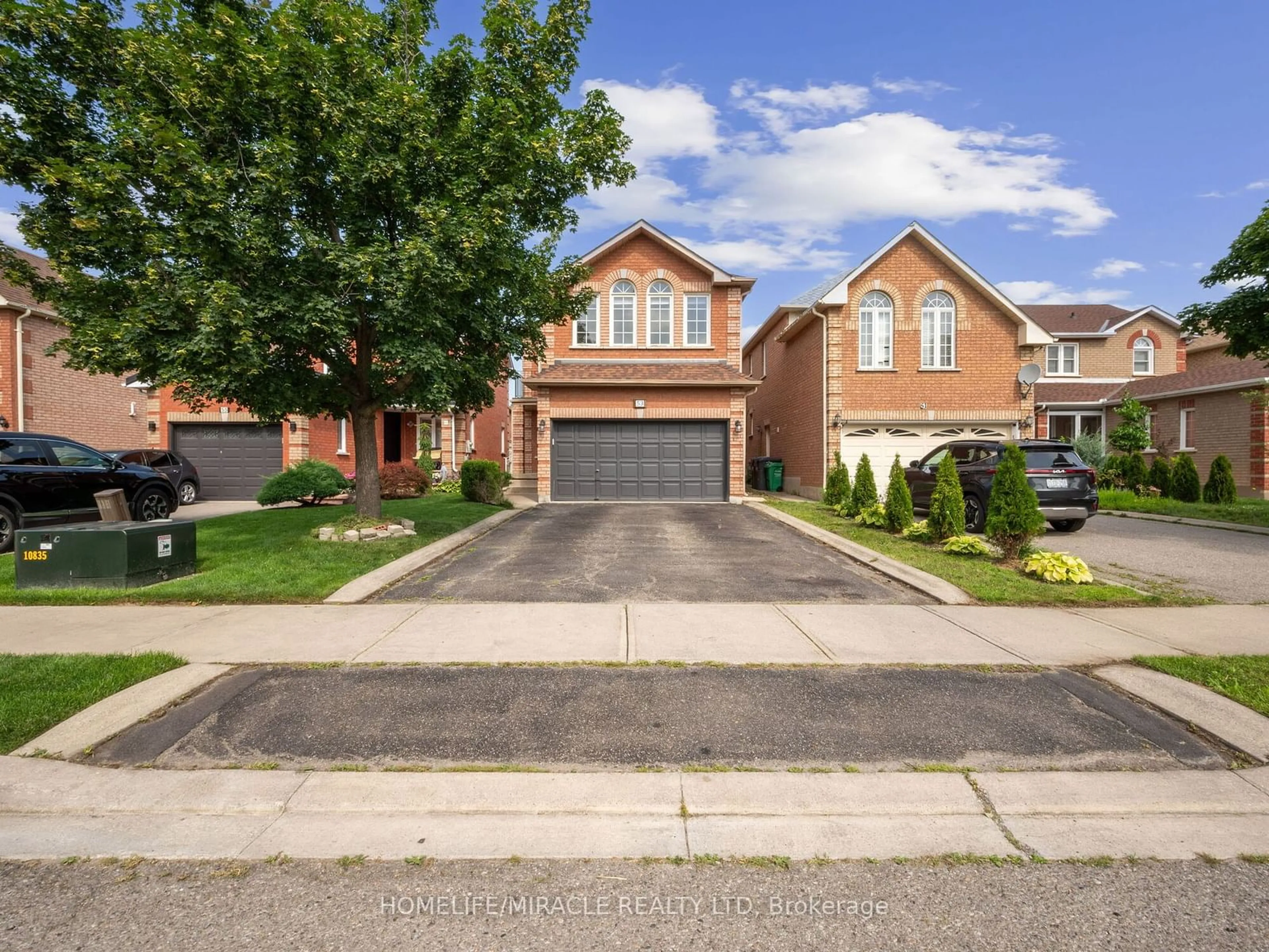 Frontside or backside of a home for 53 Ripley Cres, Brampton Ontario L6Y 5C4