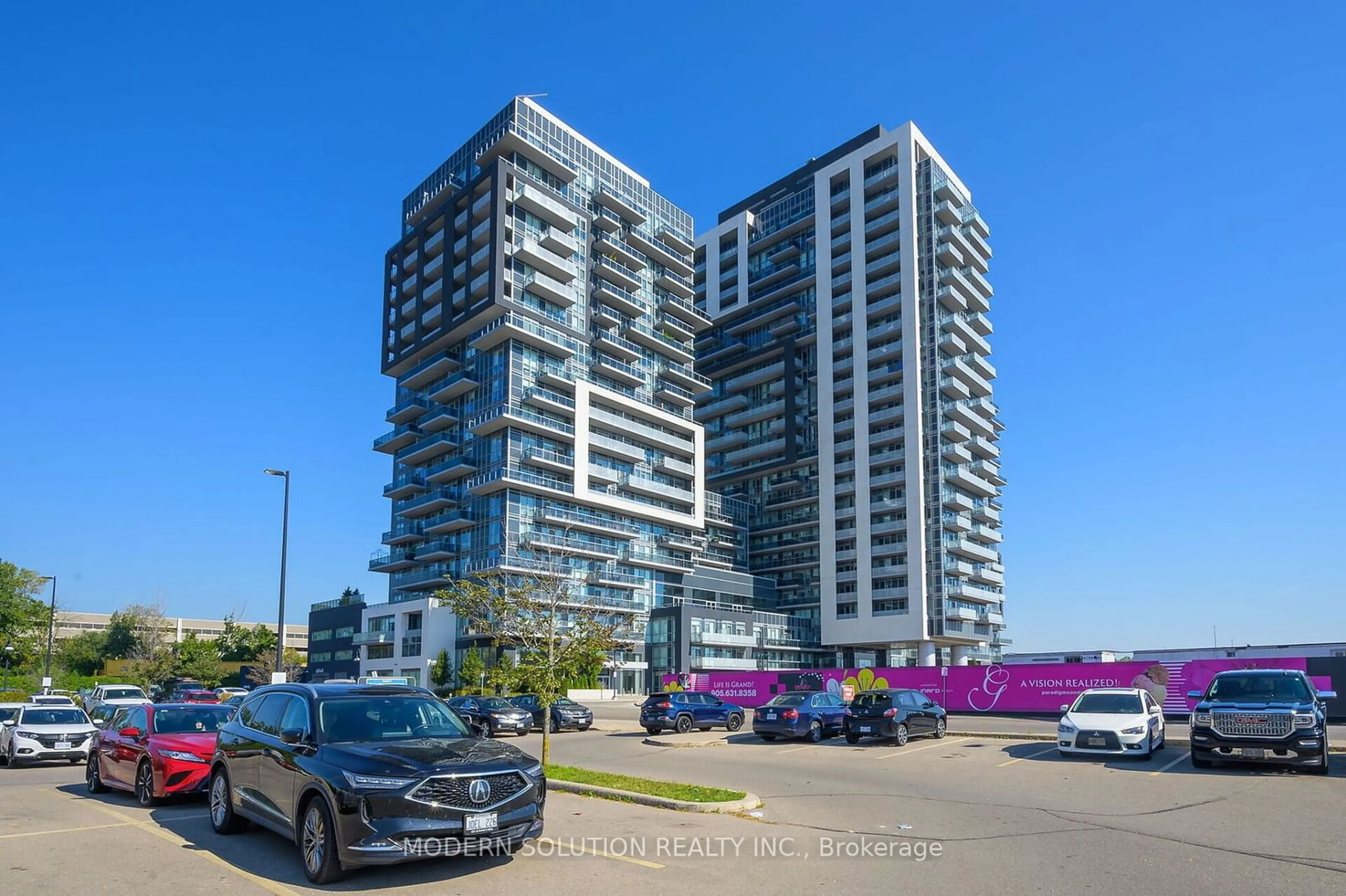 A pic from exterior of the house or condo for 2093 Fairview St #2001, Burlington Ontario L7R 0B4