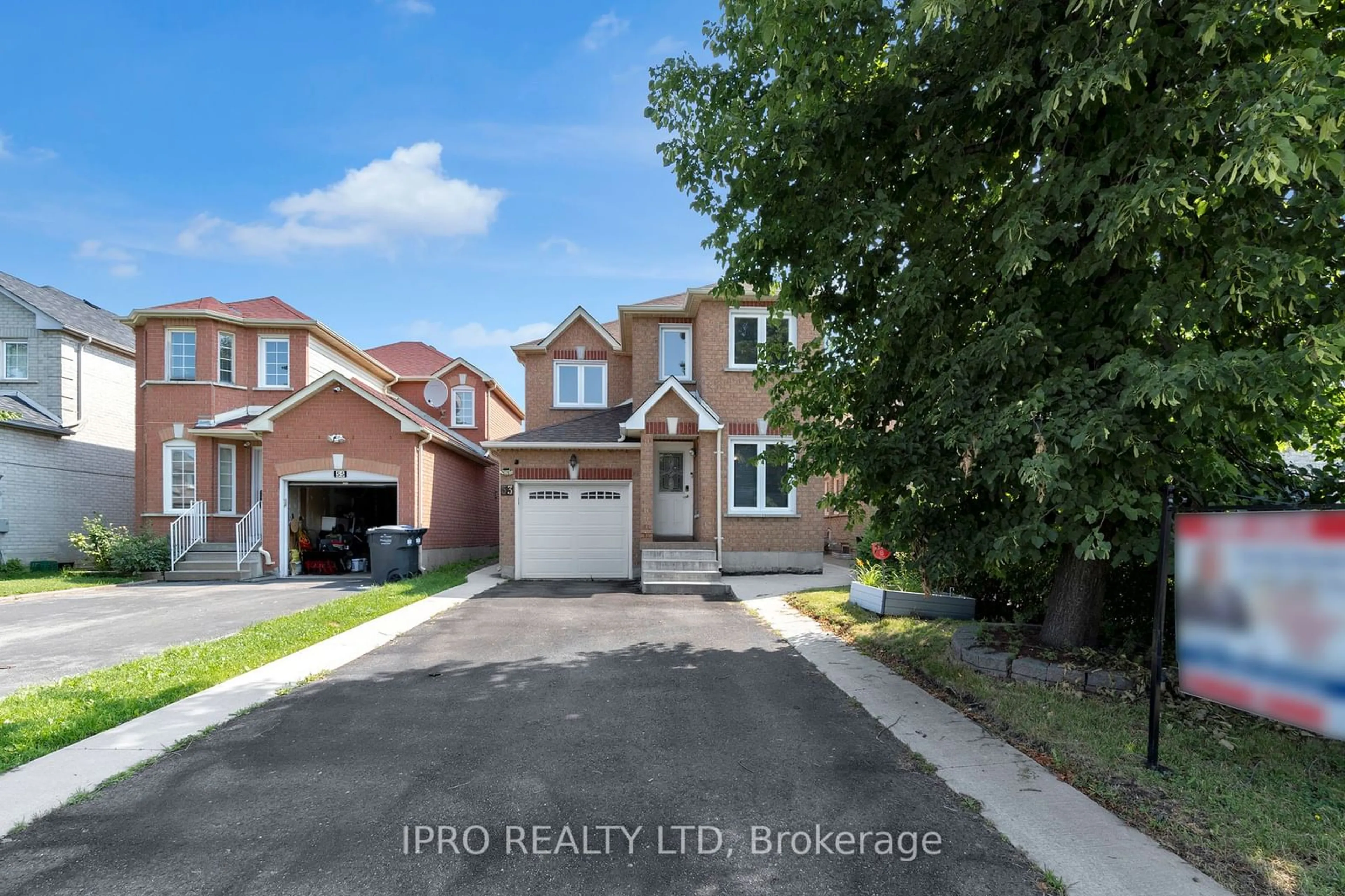 Frontside or backside of a home for 53 Chadwick St, Brampton Ontario L6Y 4Y1