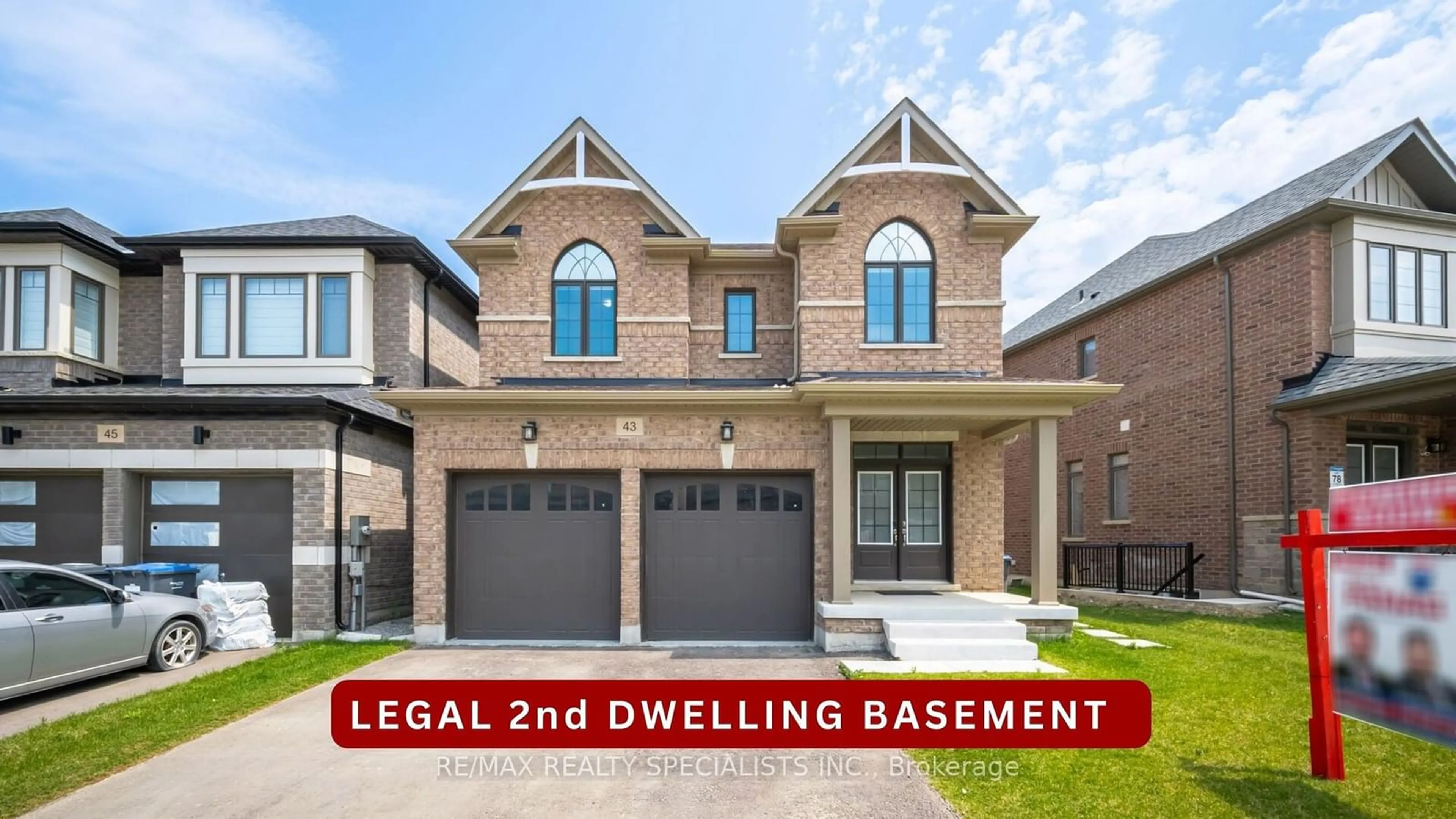 Home with brick exterior material for 43 Petch Ave, Caledon Ontario L7C 0Y9