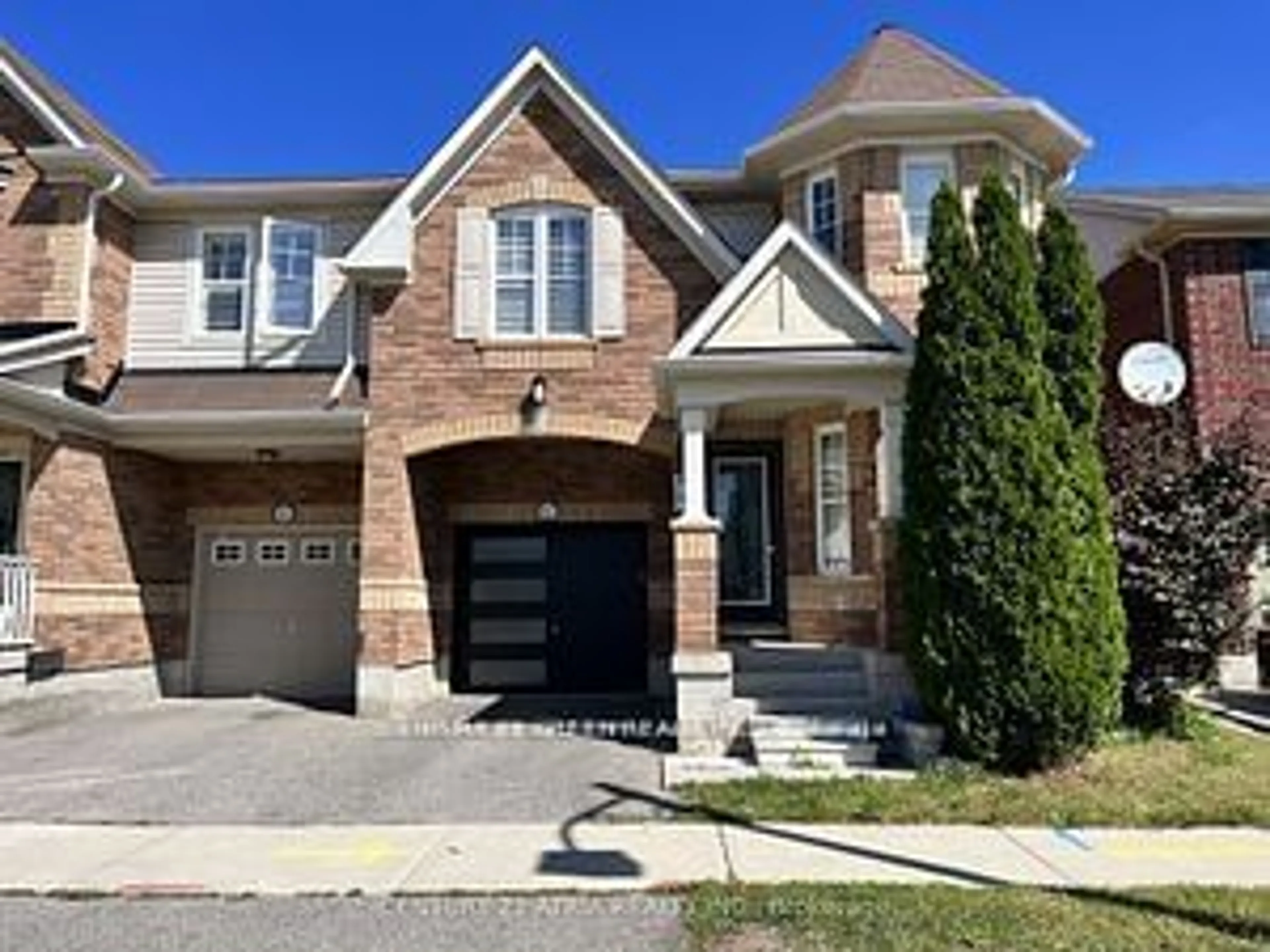 Home with brick exterior material for 927 Scott Blvd, Milton Ontario L9T 7C5