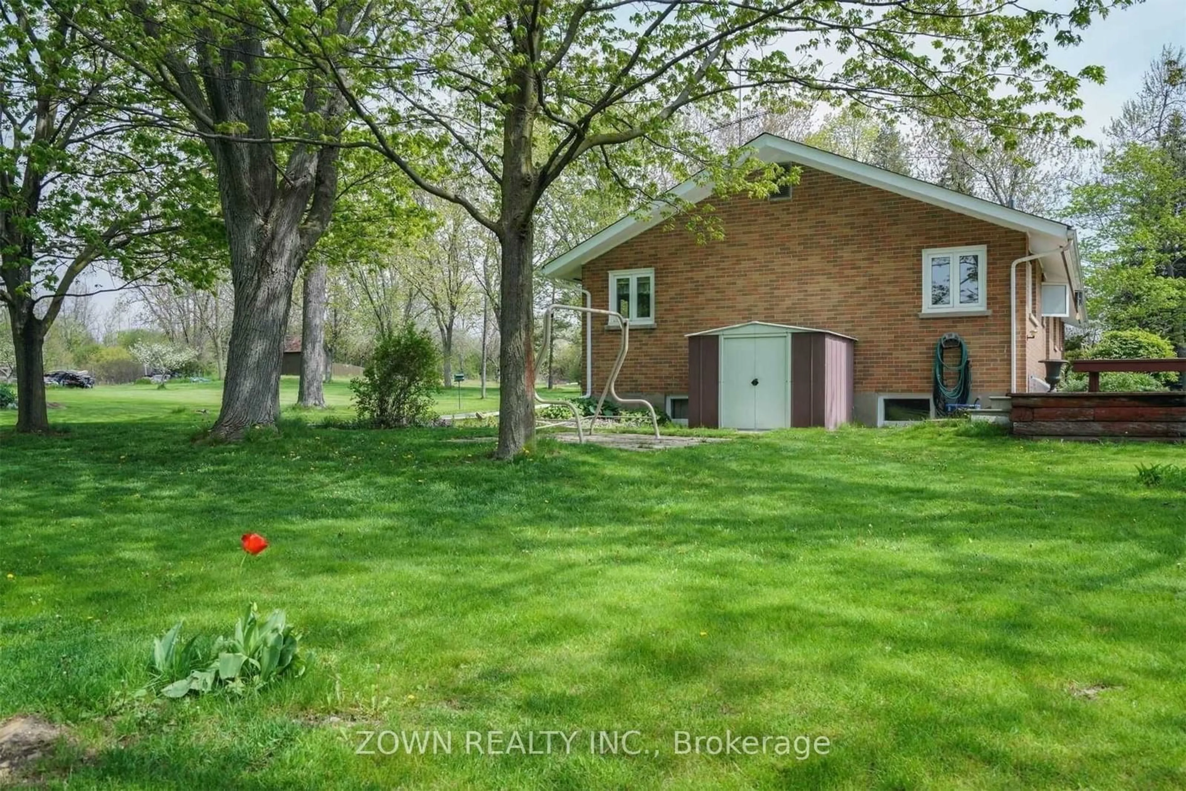 Frontside or backside of a home for 1075 Burnhamthorpe Rd, Oakville Ontario L6M 4K9