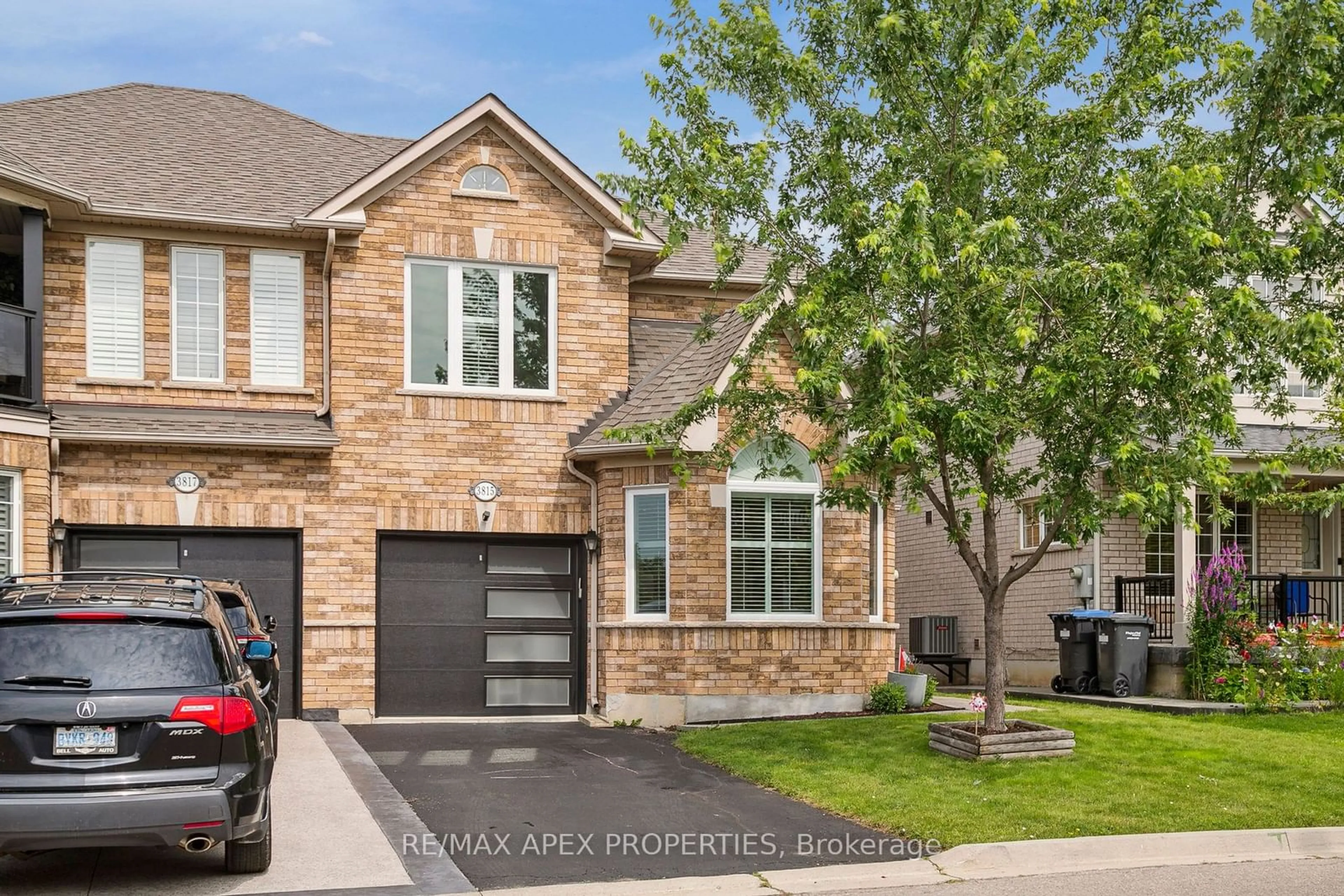 Home with brick exterior material for 3815 Talias Cres, Mississauga Ontario L5M 6L5