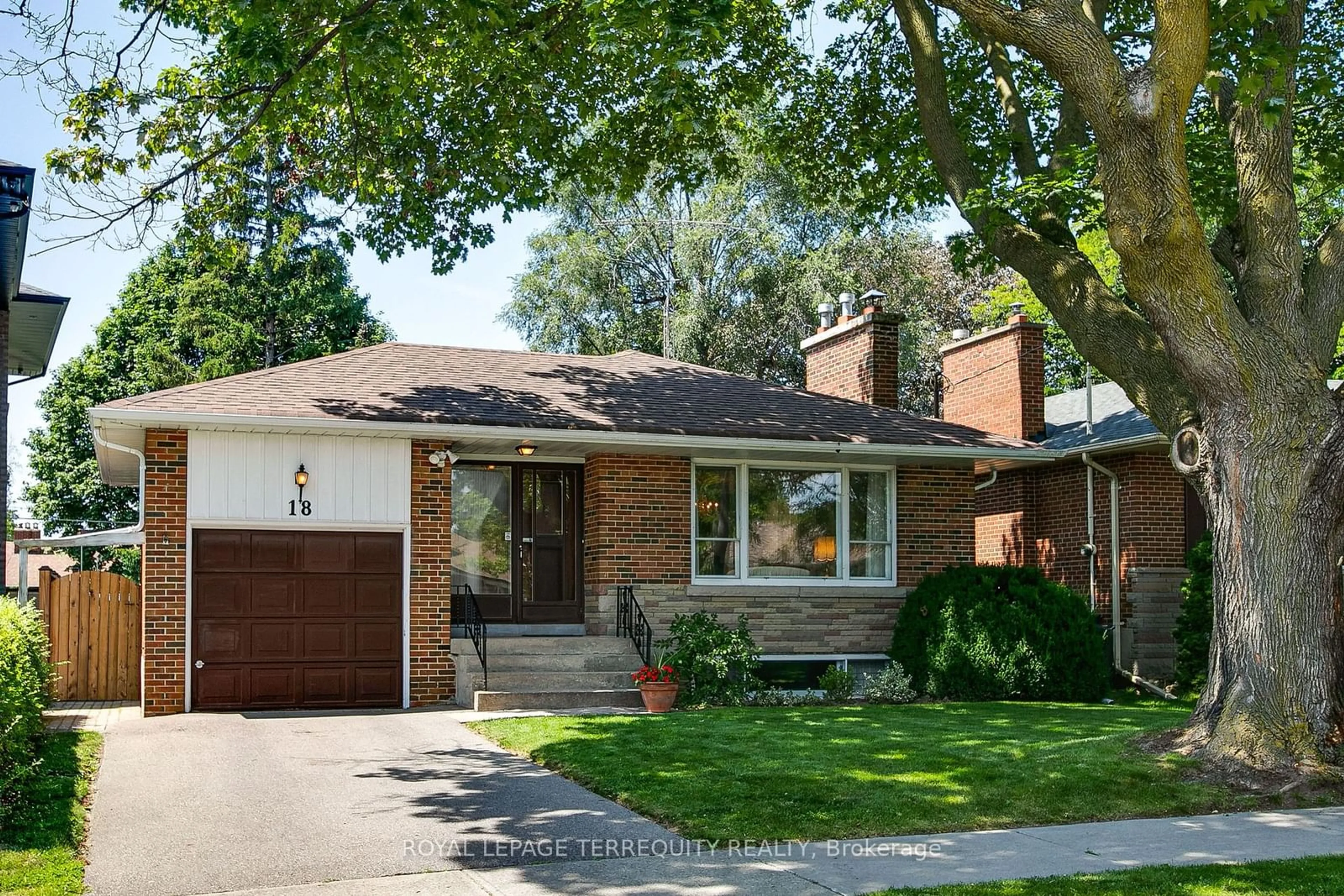 Home with brick exterior material for 18 Ruscoe Cres, Toronto Ontario M9P 1P3