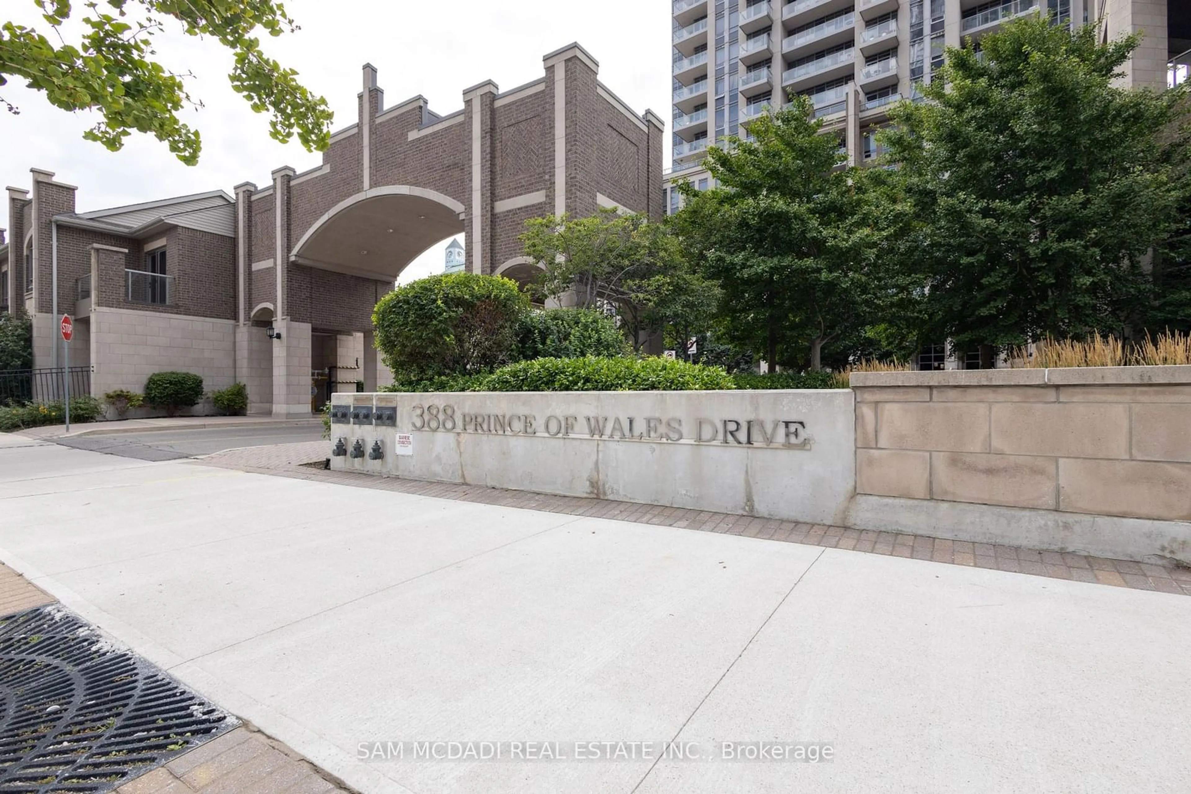 A pic from exterior of the house or condo for 388 Prince Of Wales Dr #3202, Mississauga Ontario L5B 0A1