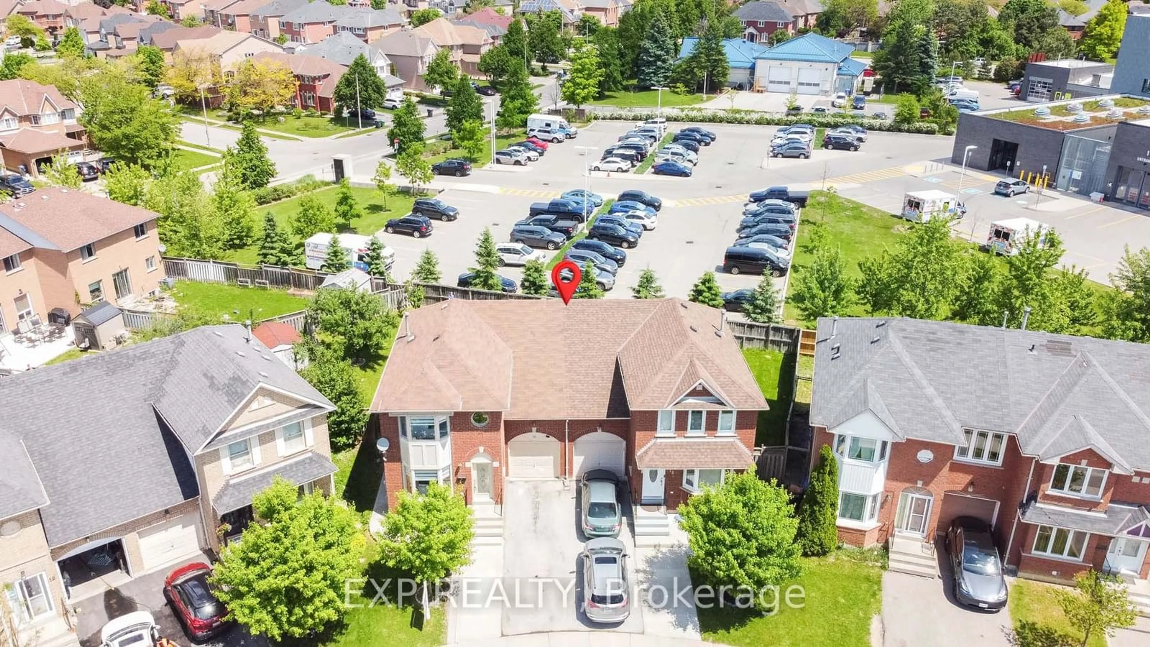 A pic from exterior of the house or condo for 16 Morningdew Cres, Brampton Ontario L6R 1K4