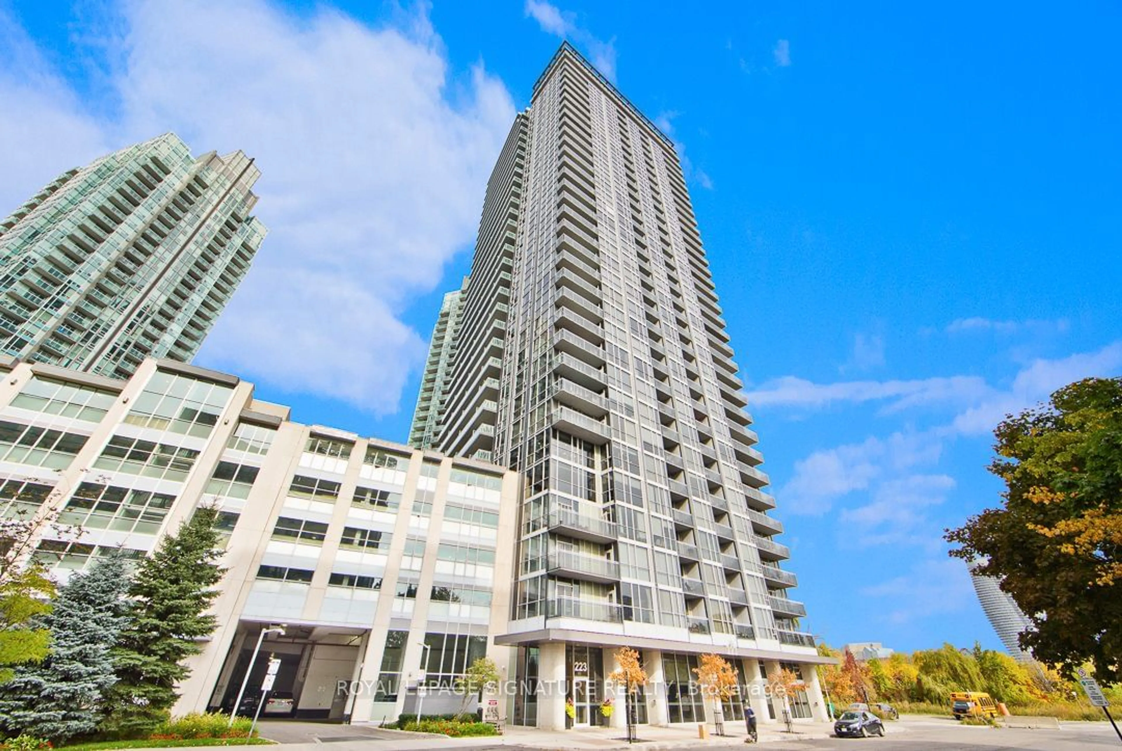 A pic from exterior of the house or condo for 223 Webb Dr #1603, Mississauga Ontario L5B 0E8