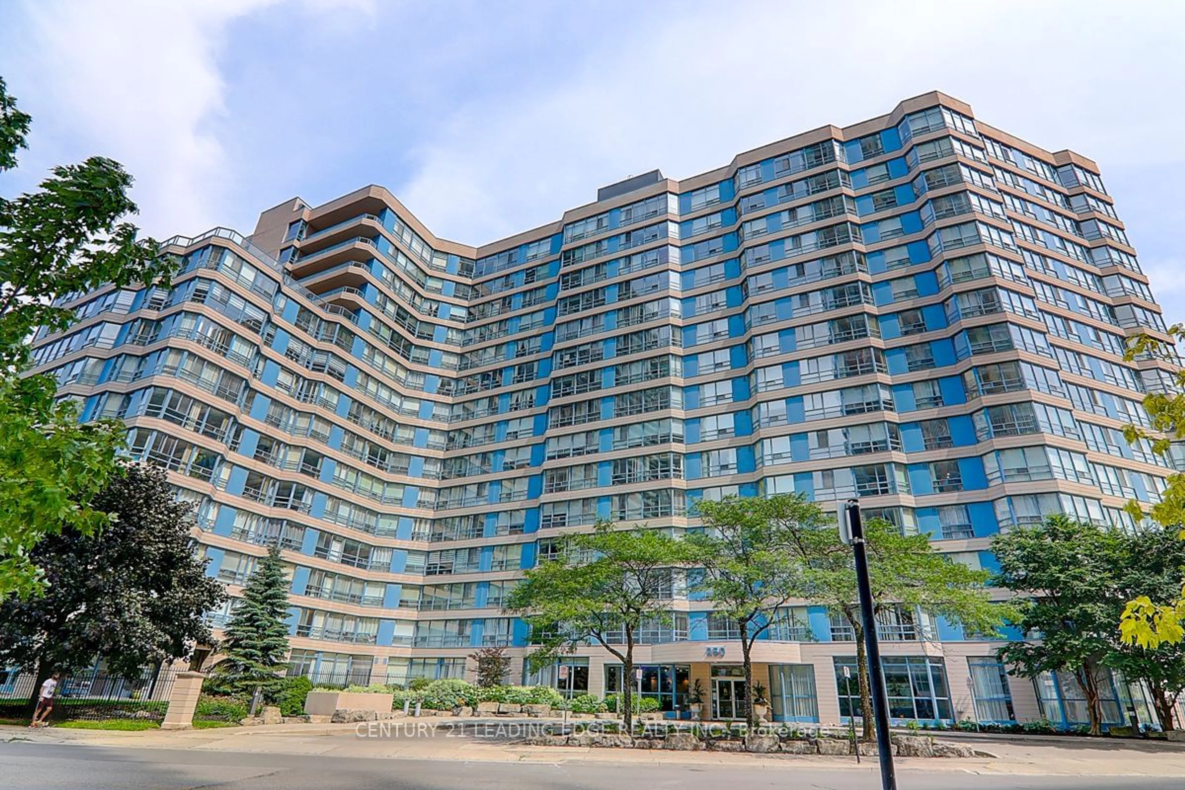 A pic from exterior of the house or condo for 250 Webb Dr #404, Mississauga Ontario L5B 3Z4