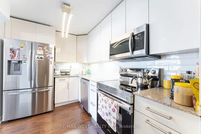 Additional property image - 475 The West Mall Unit 1404