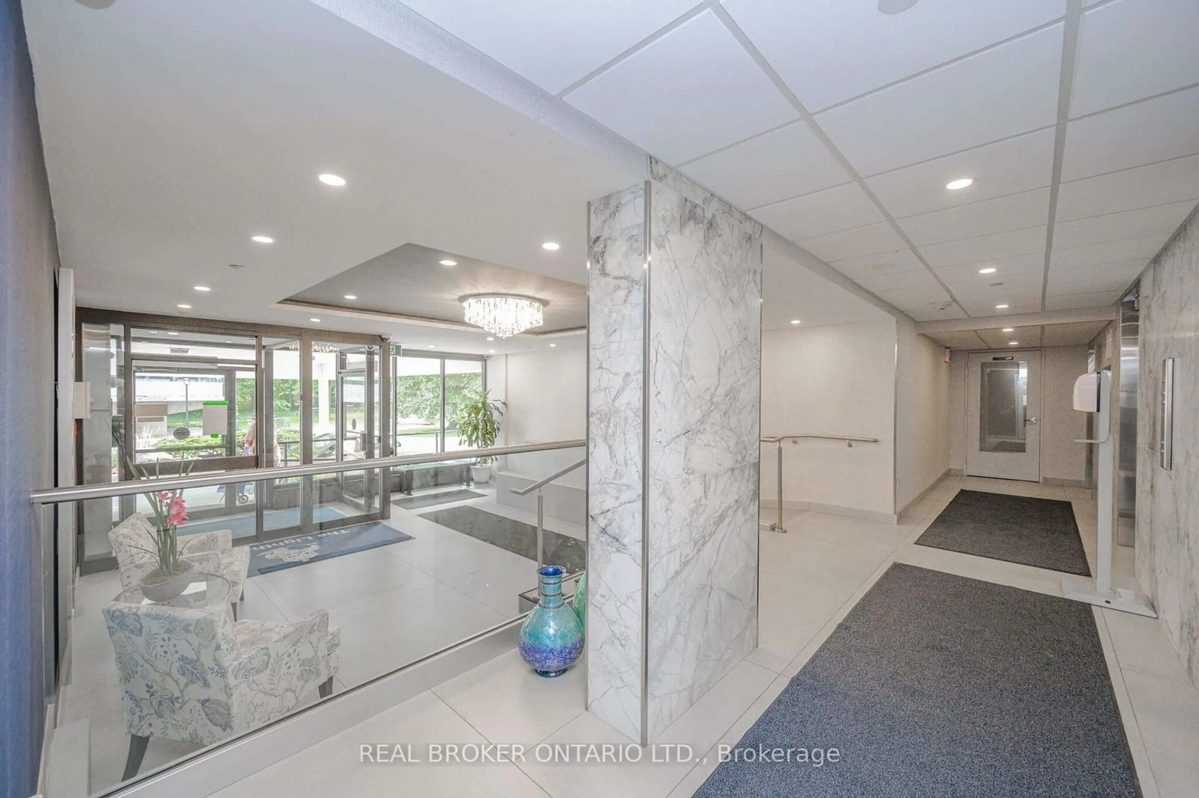 Indoor lobby for 2263 Marine Dr #507, Oakville Ontario L6L 5K1